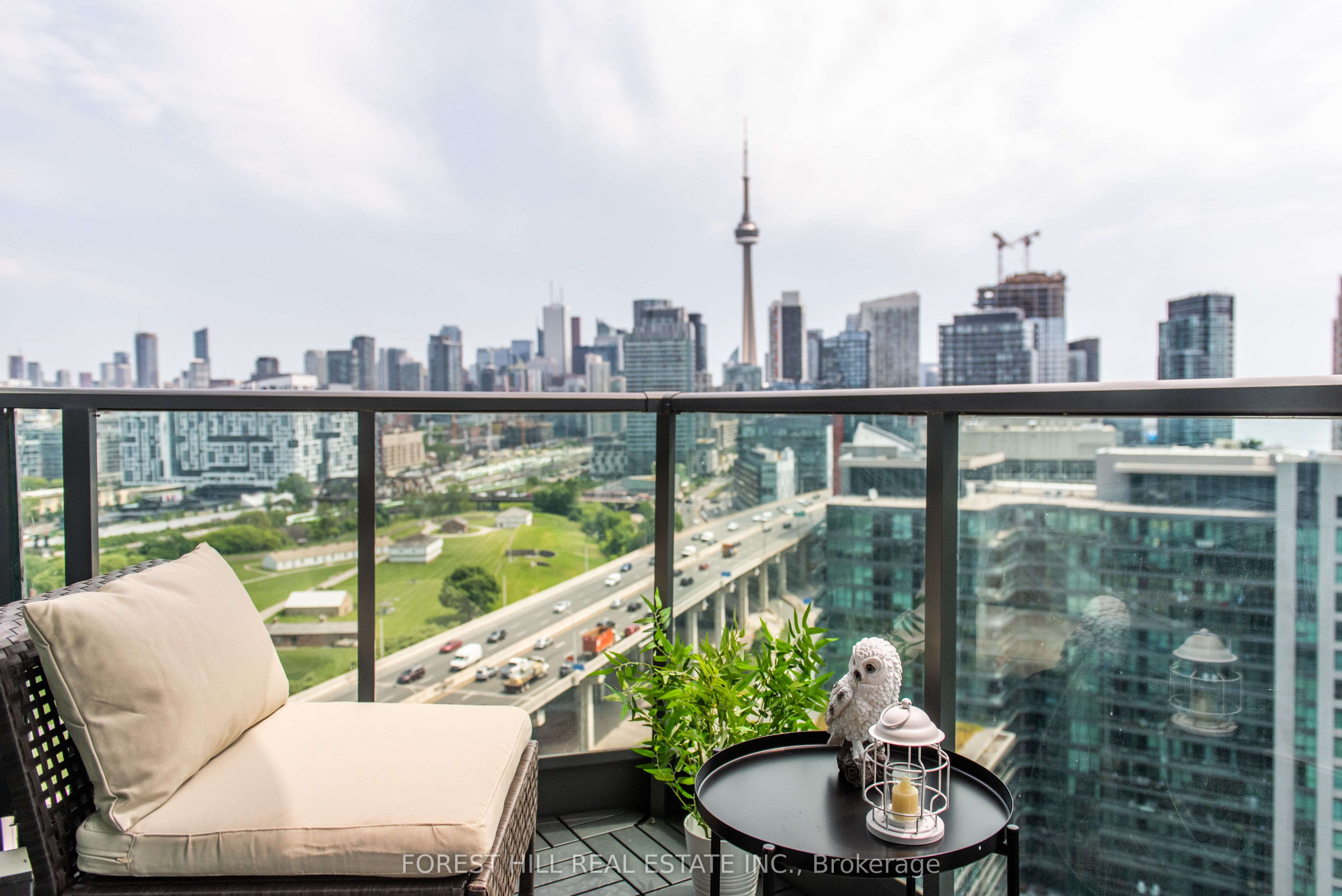 231 Fort York Boulevard, #2111