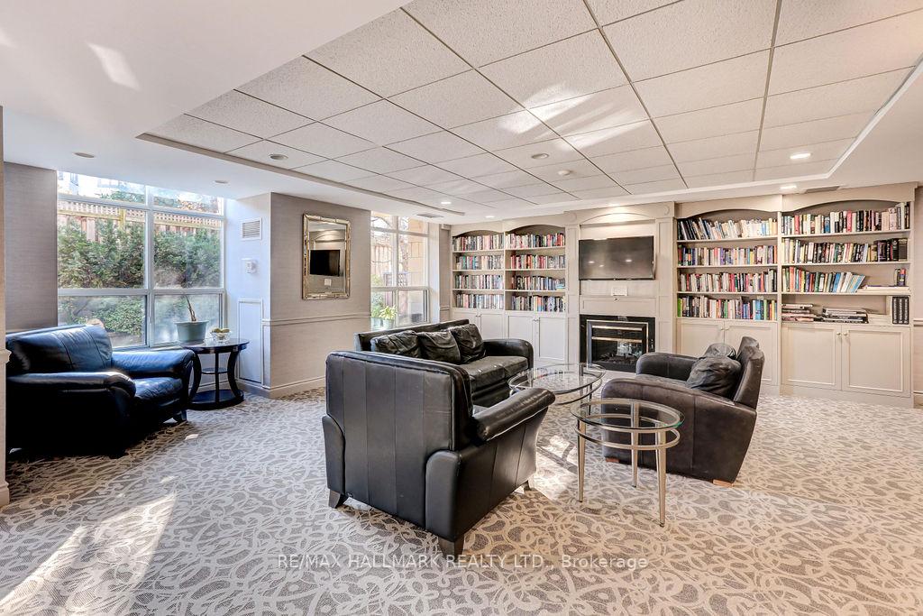 2 Bedrooms Condo at 2511 Bloor, Toronto For sale
