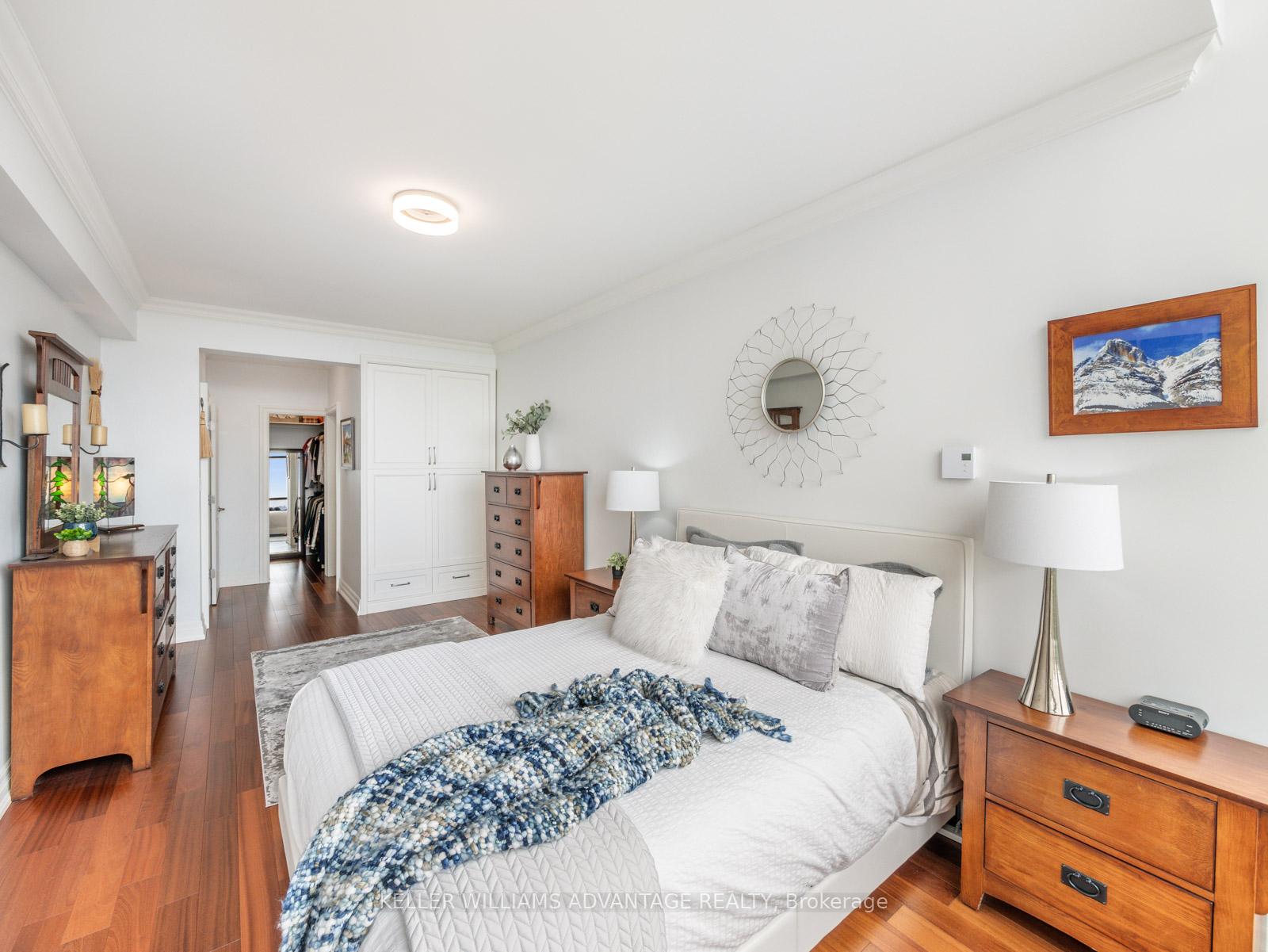 3 Bedrooms Condo at 20 Guildwood,  Toronto For sale