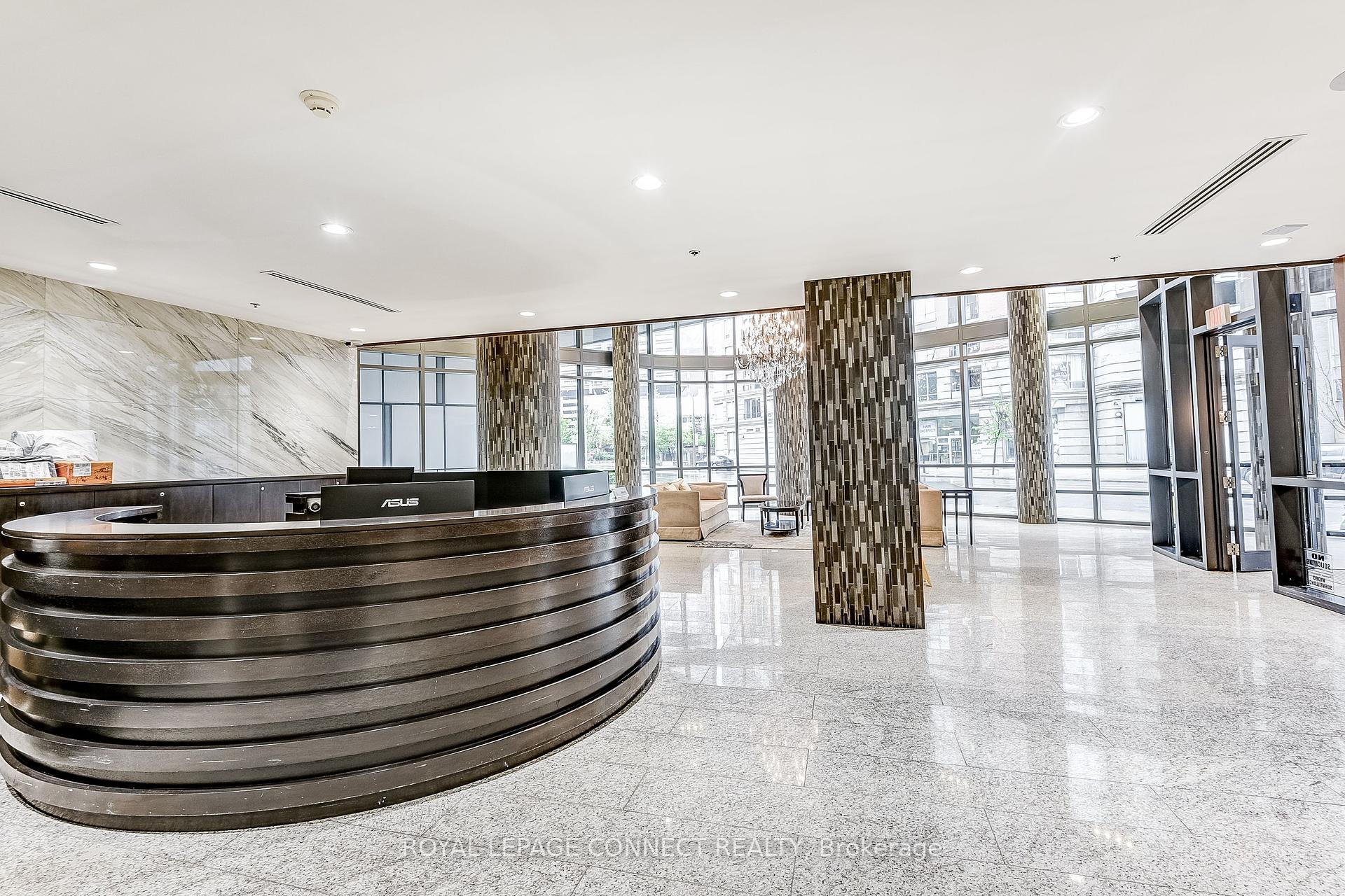 2 Bedrooms Condo at 825 Church, Toronto For sale