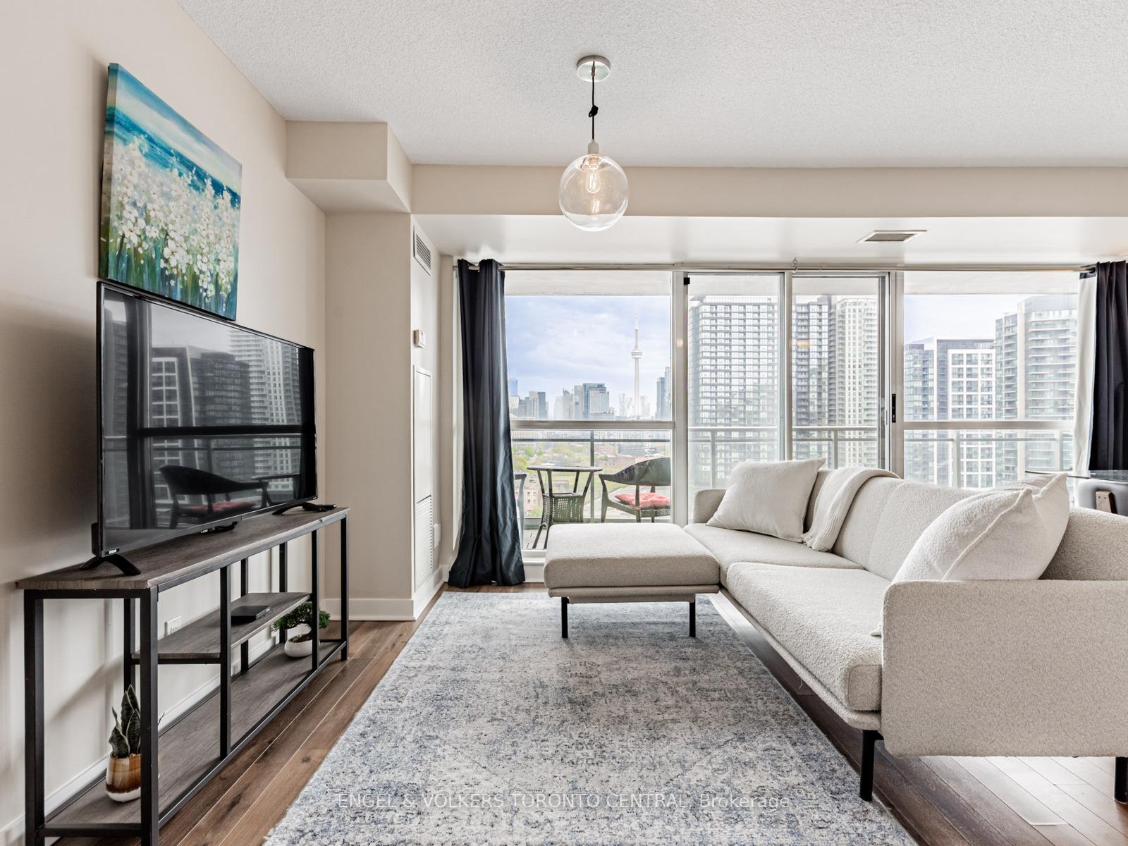2 Bedrooms Condo at 80 Western Battery, Toronto For sale