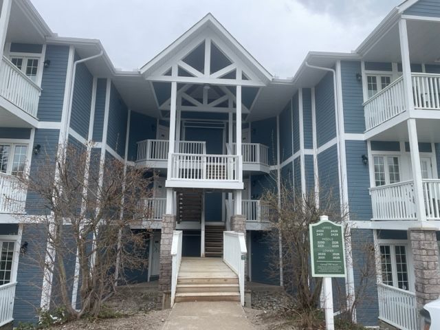 90 Highland Drive Unit# 2430/31 Oro-Medonte Ontario L0L 2X0