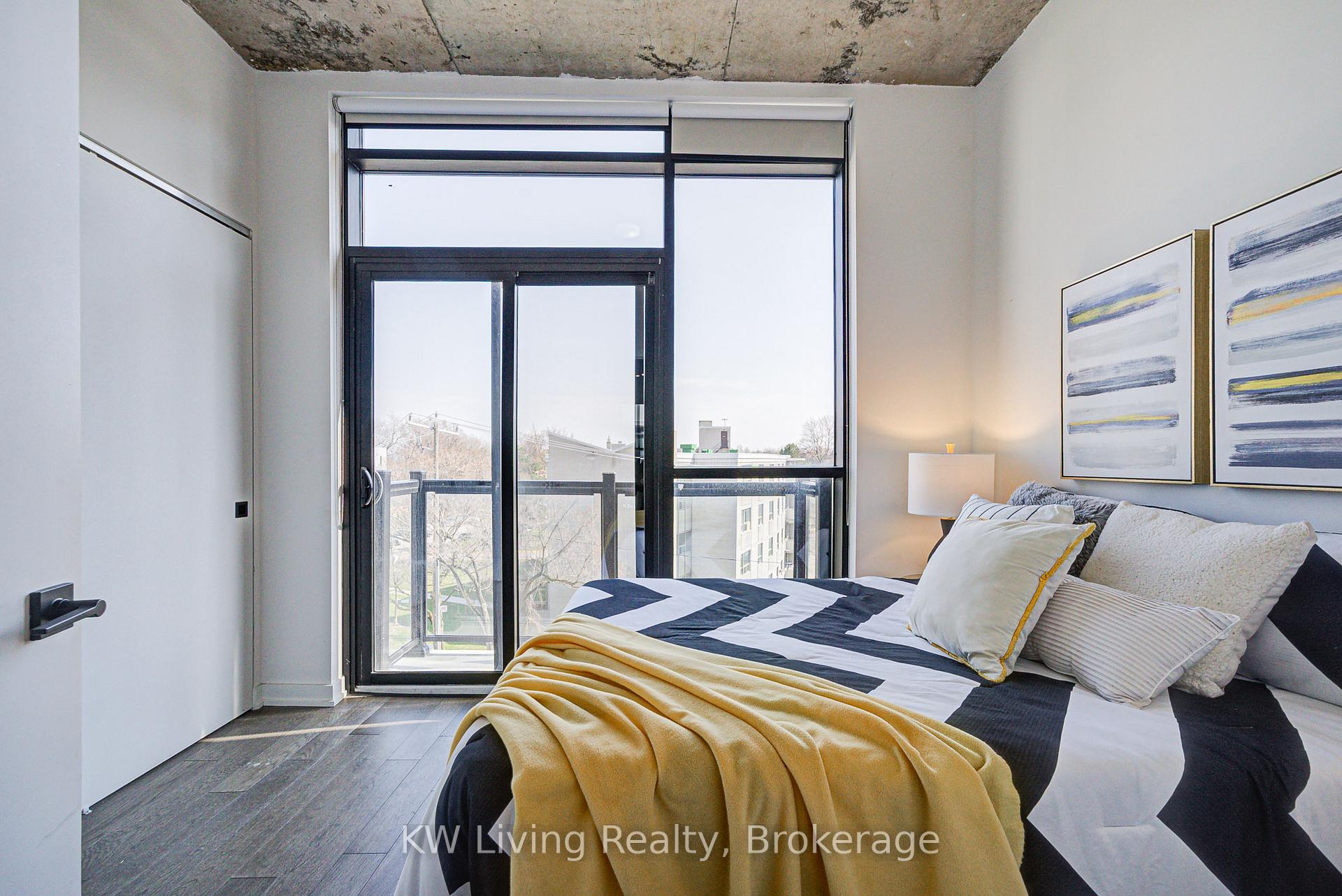 2 Bedrooms Condo at 12 Dervock, Toronto For sale
