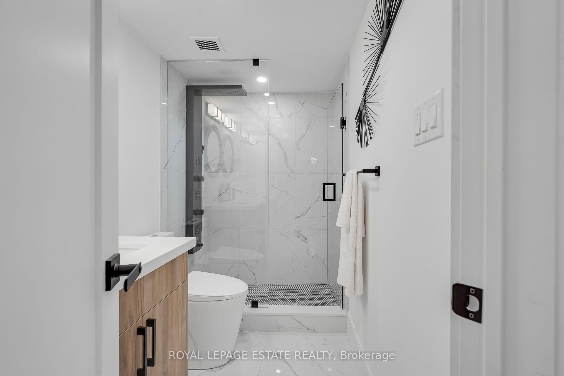 2 Bedrooms Condo at 1555 Finch, Toronto For sale