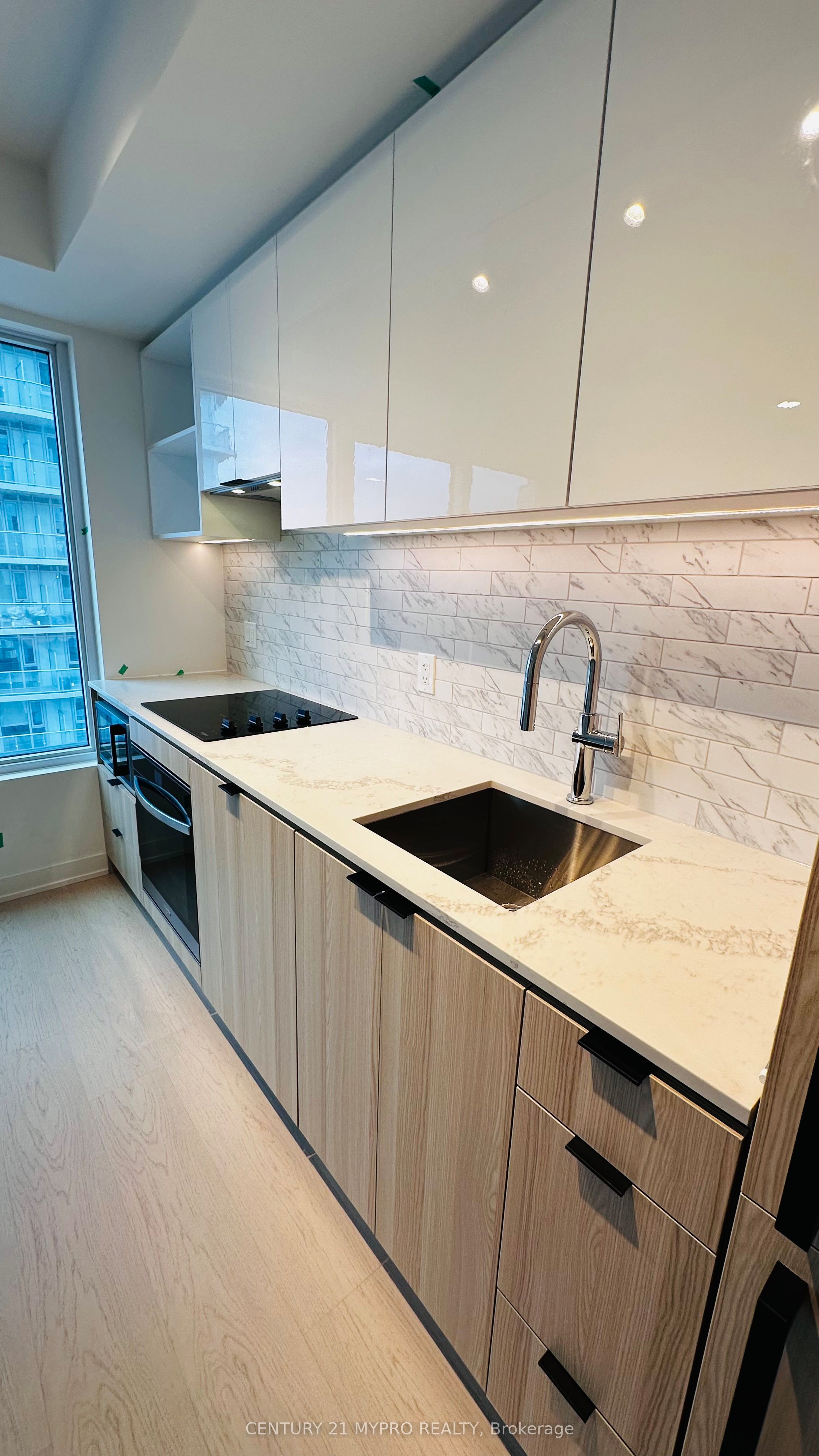 252 Church Street, #2**7