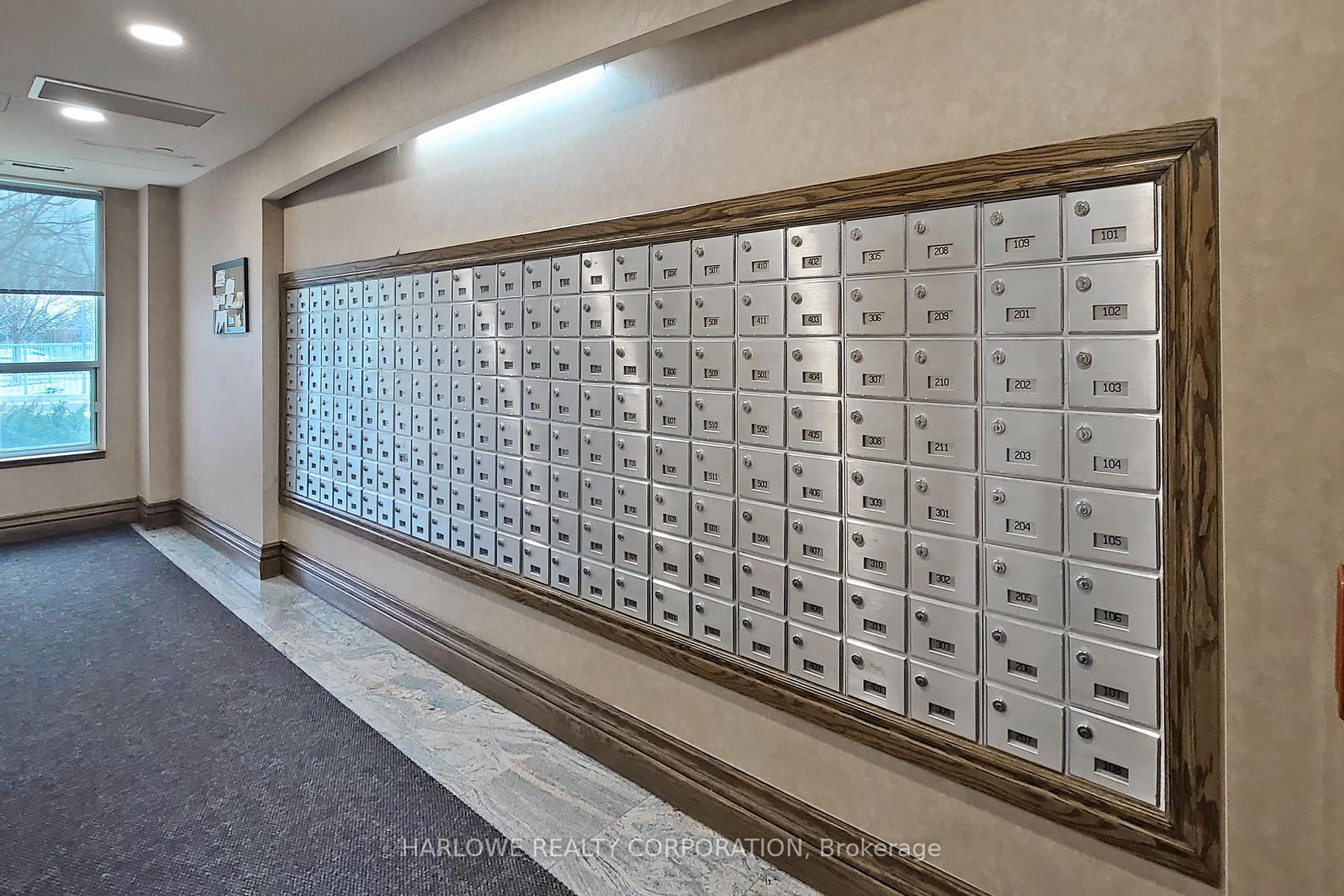 2 Bedrooms Condo at 4850 Glen Erin,  Mississauga For sale