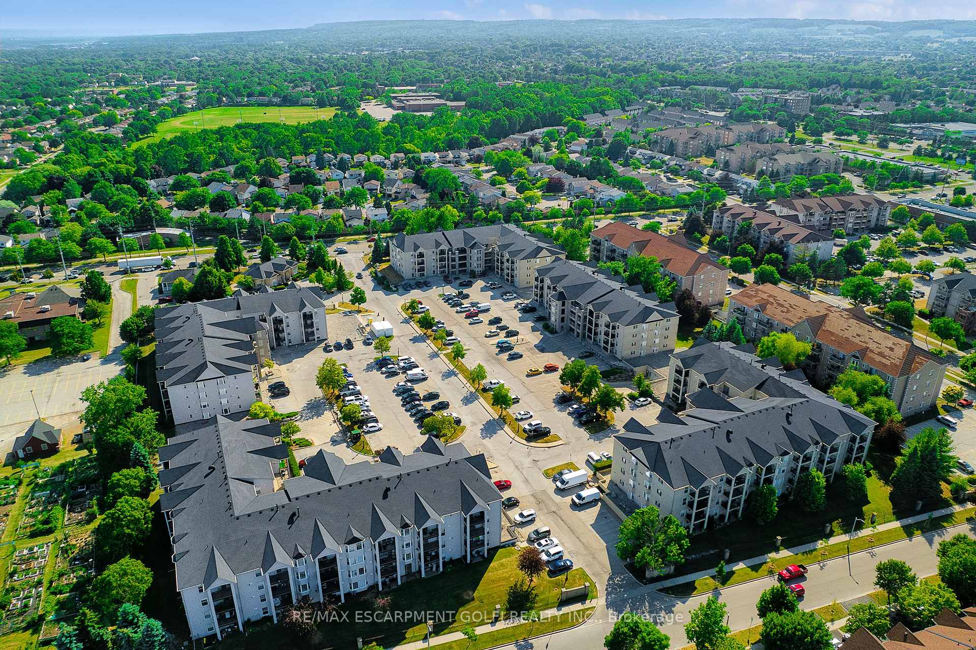 1 Bedroom Condo at 1451 Walker’s, Burlington For sale