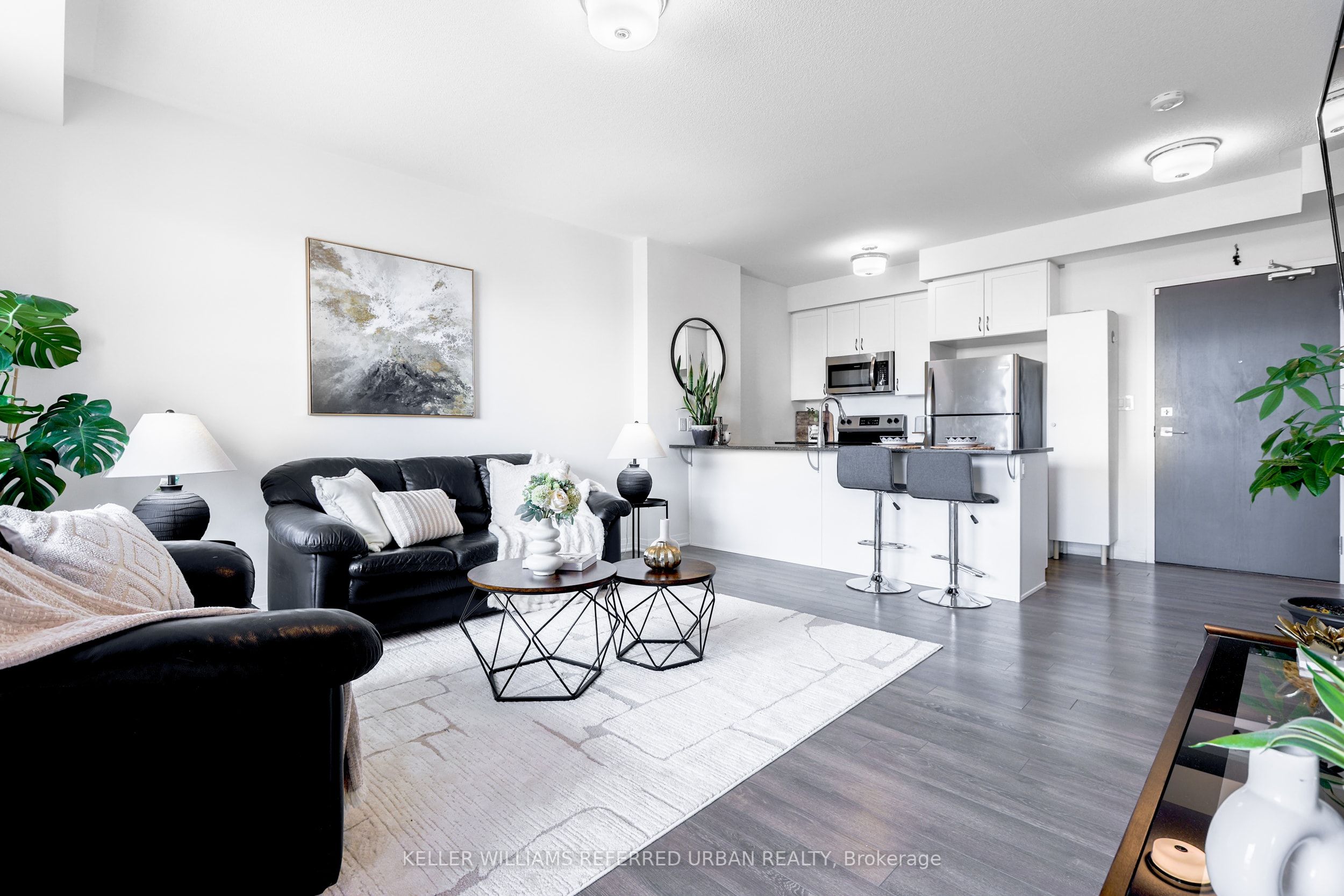 2 Adam Sellers Street, #206
