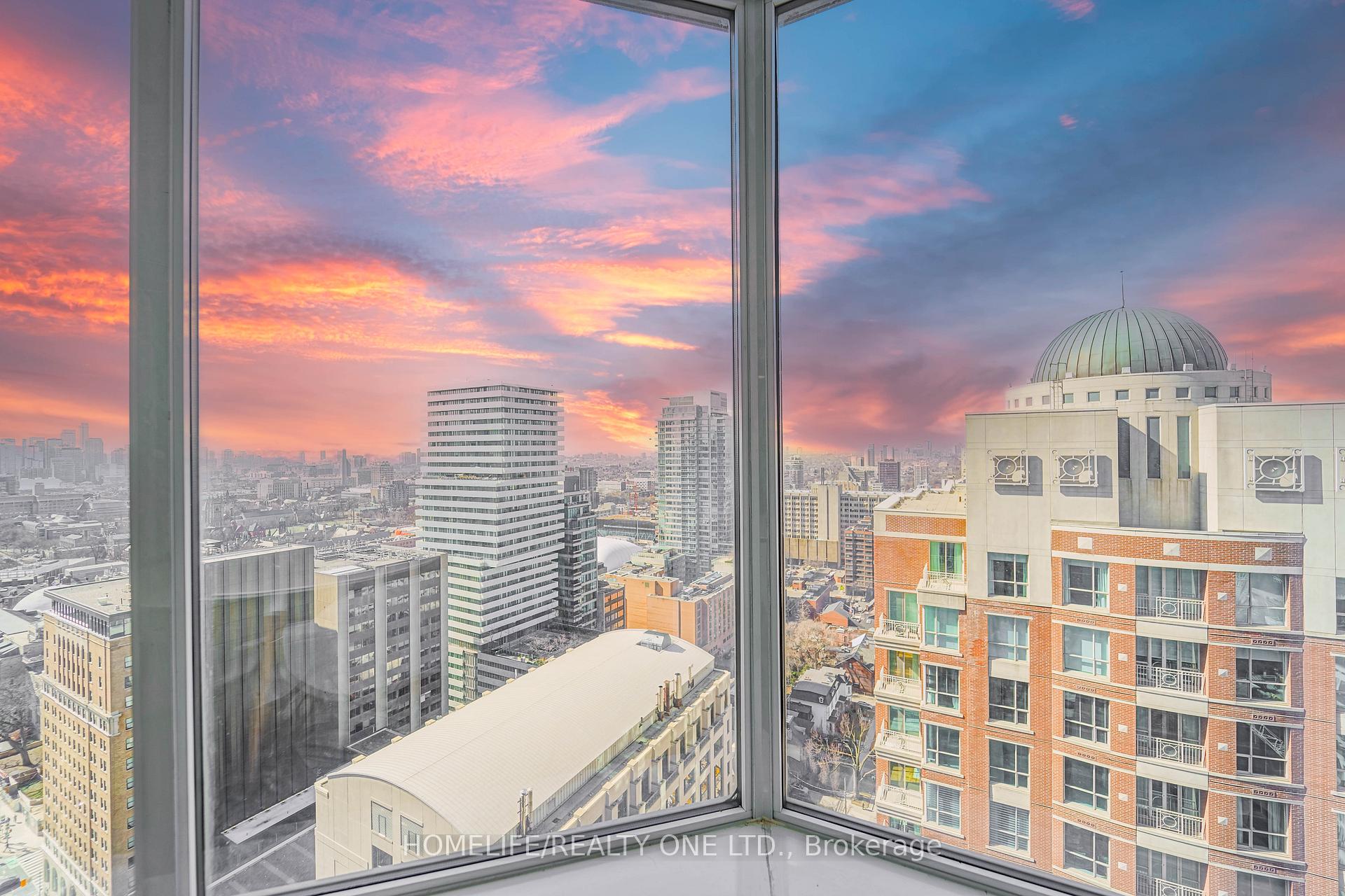 2 Bedrooms Condo at 155 Yorkville, Toronto For sale