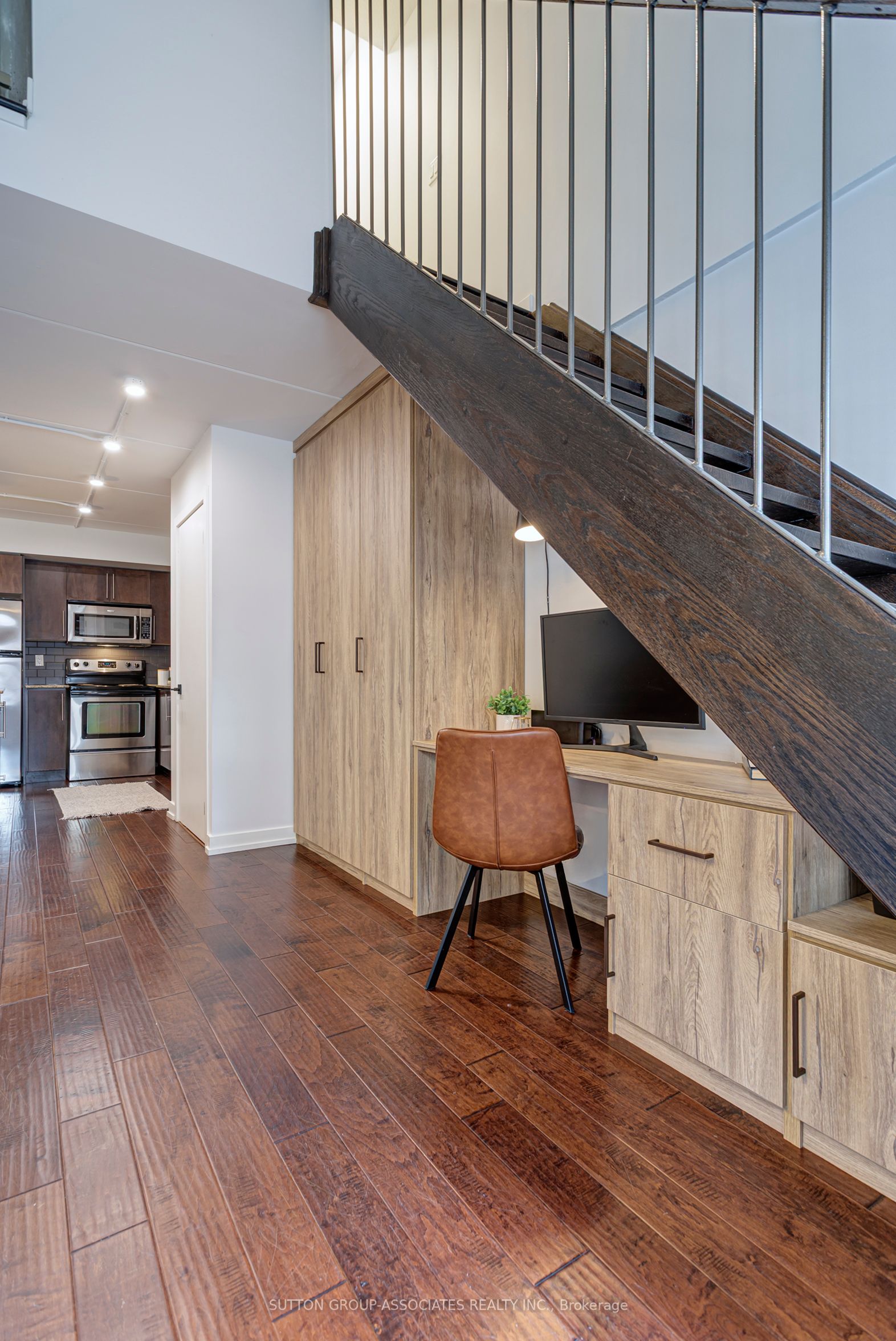 1100 Lansdowne Avenue, #333
