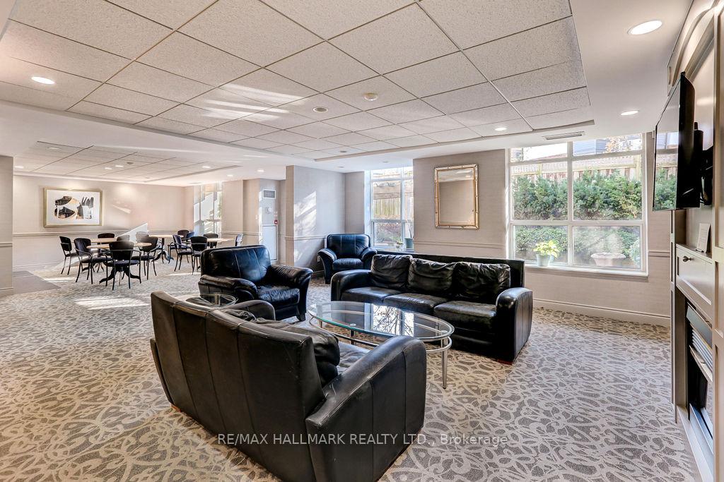 2 Bedrooms Condo at 2511 Bloor, Toronto For sale
