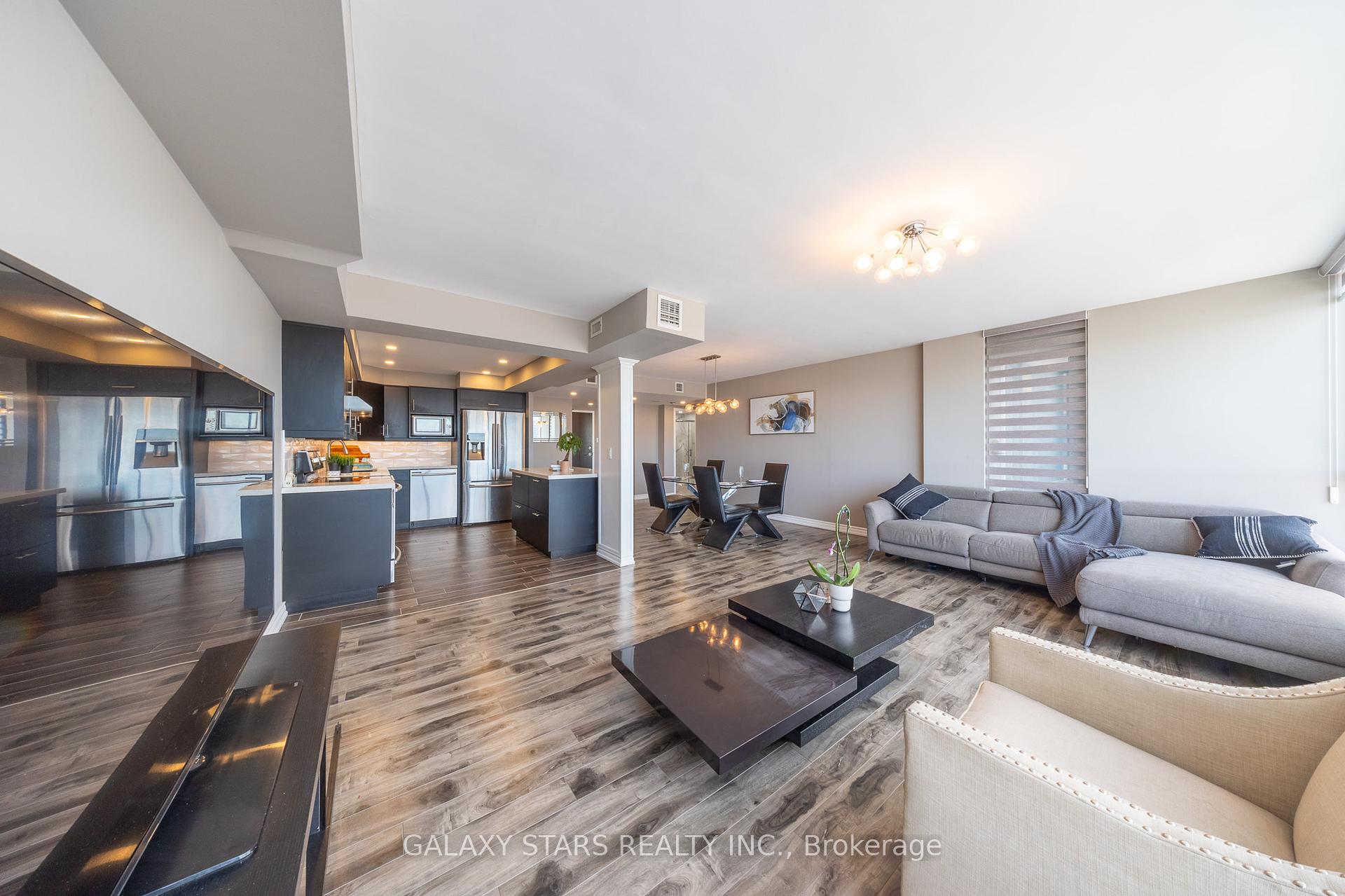 2 Bedrooms Condo at 4725 Sheppard,  Toronto For sale