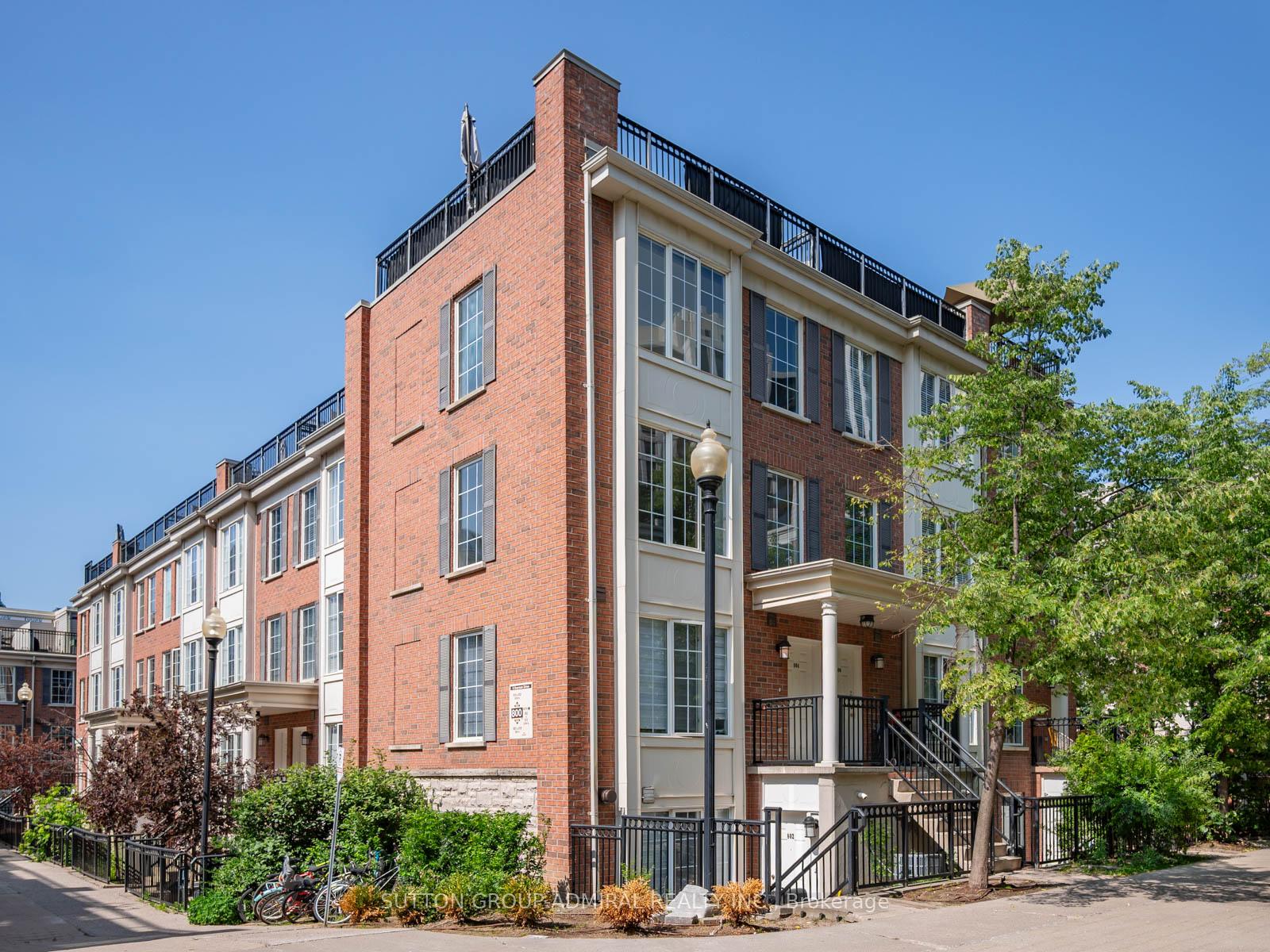 2 Bedrooms Condo at 5 Everson, Toronto For sale