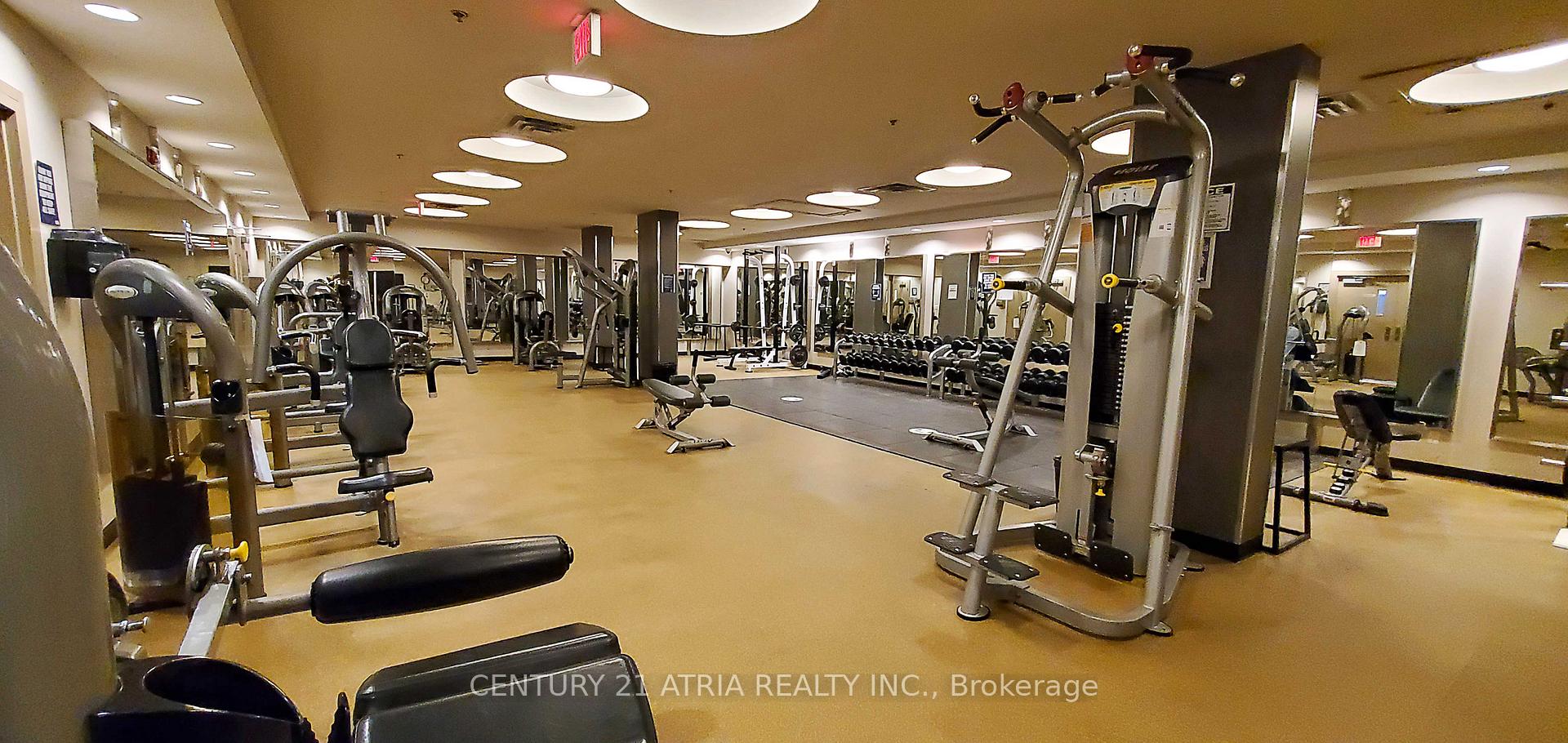 2 Bedrooms Condo at 50 Absolute, Mississauga For sale