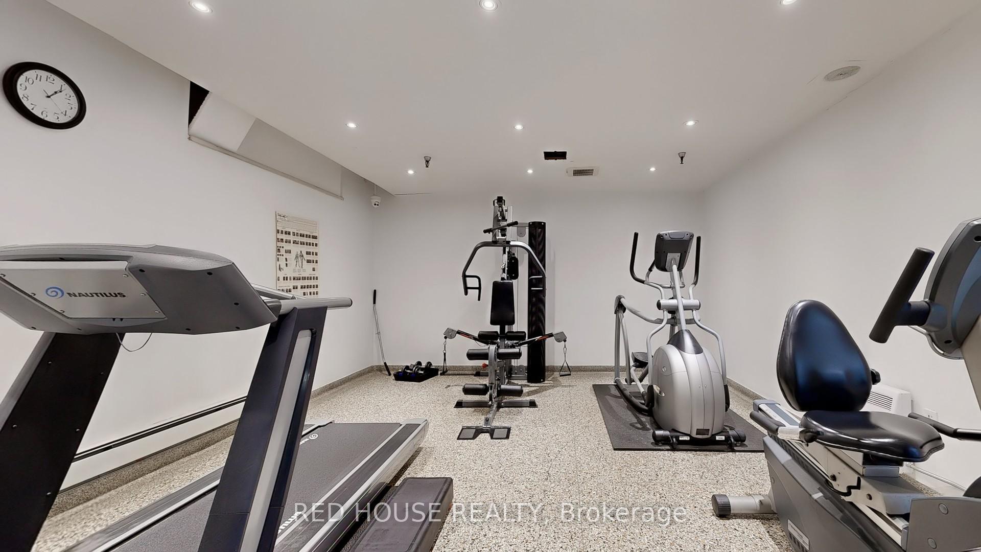 2 Bedrooms Condo at 5 Frith, Toronto For sale