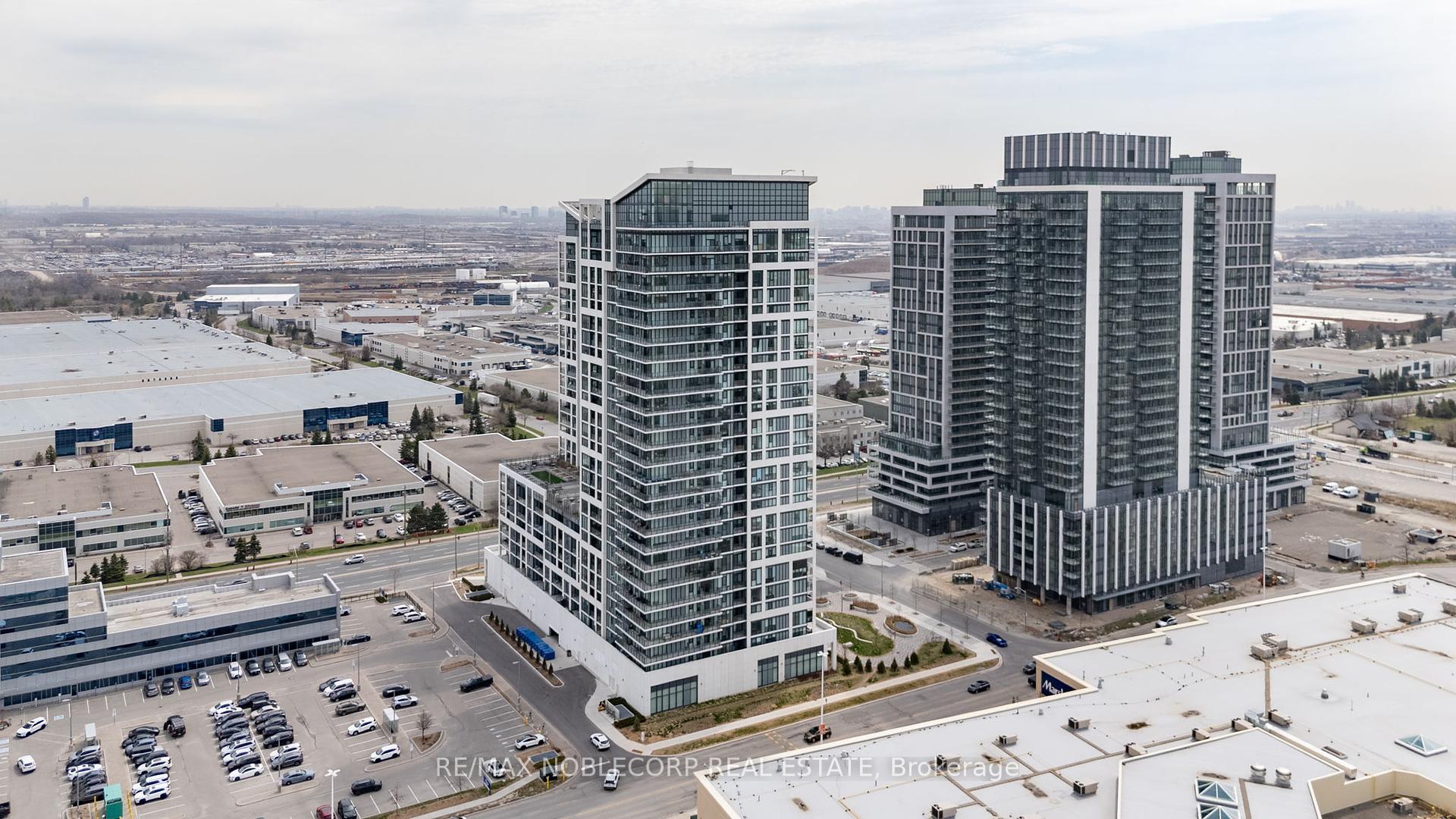 2 Bedrooms Condo at 9000 Jane, Vaughan For sale