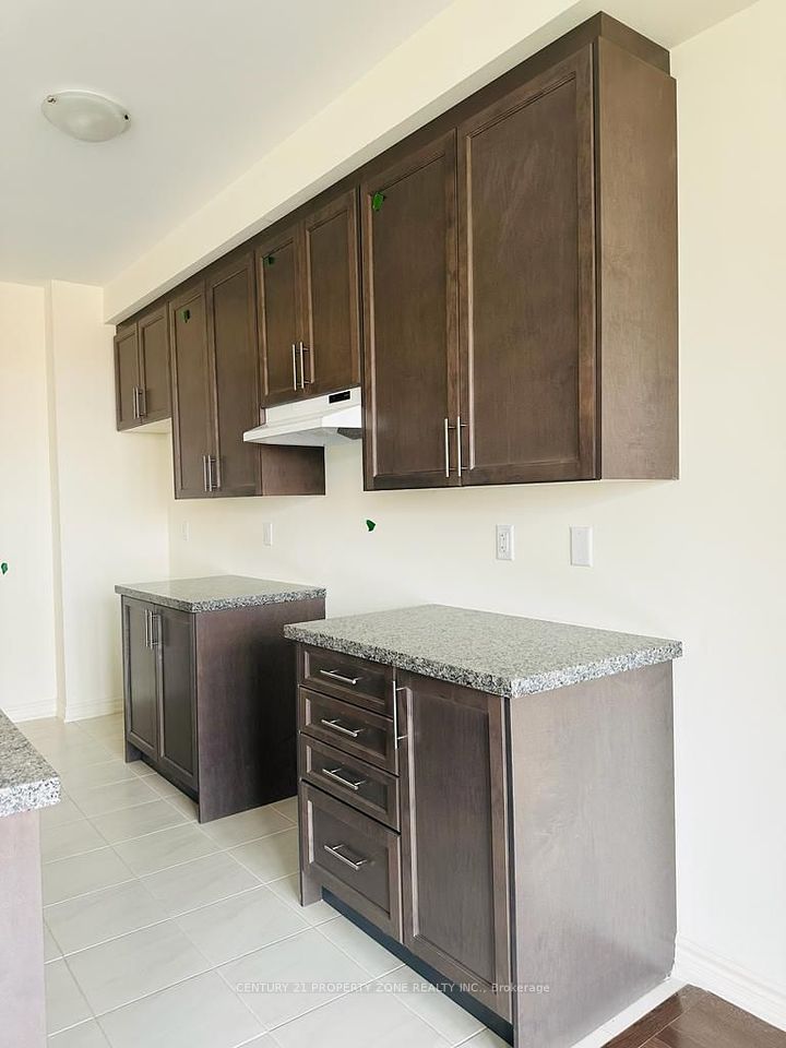 4 Donald Ficht Crescent, Brampton, ON L7A 0C4