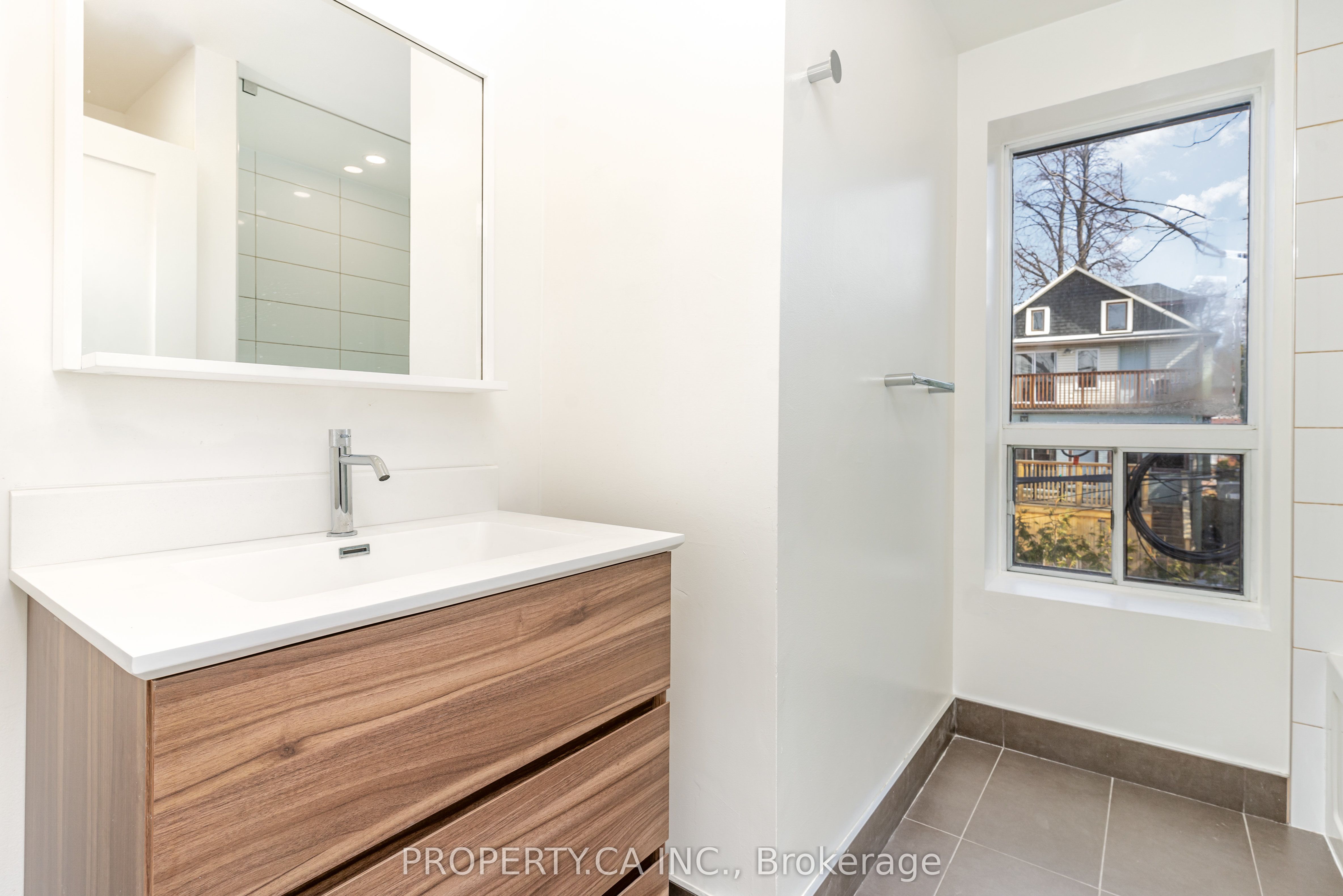 97 Lee Avenue, #Suite 6