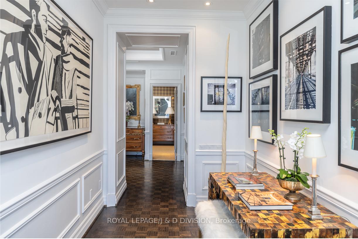1 Bedroom Co-op at 20 Avoca, Toronto For sale