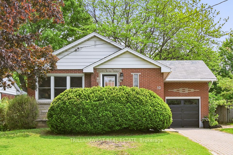 10 Glenwood Avenue, Grimsby, ON L3M 3V7