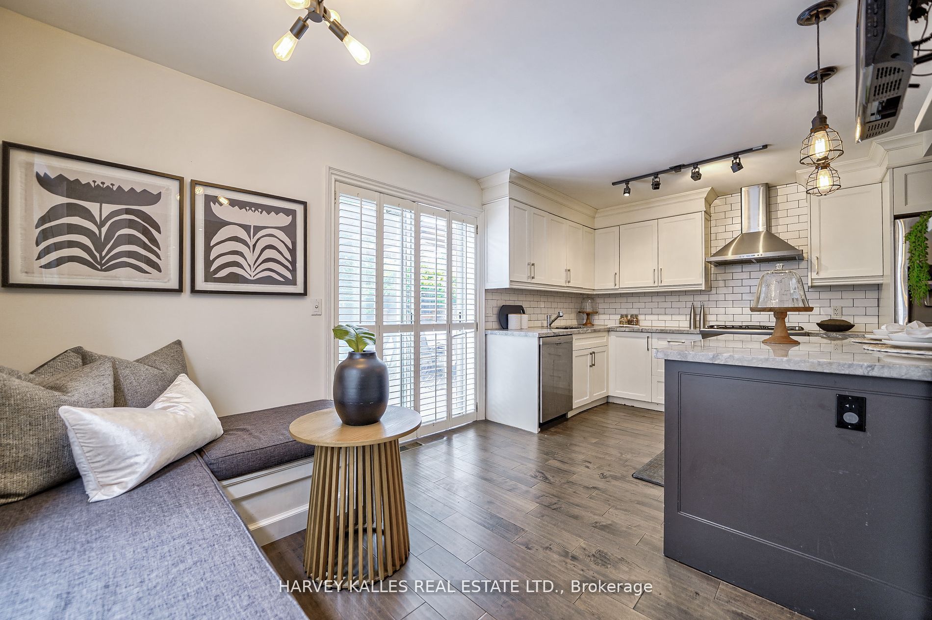 106 Gloucester Grove