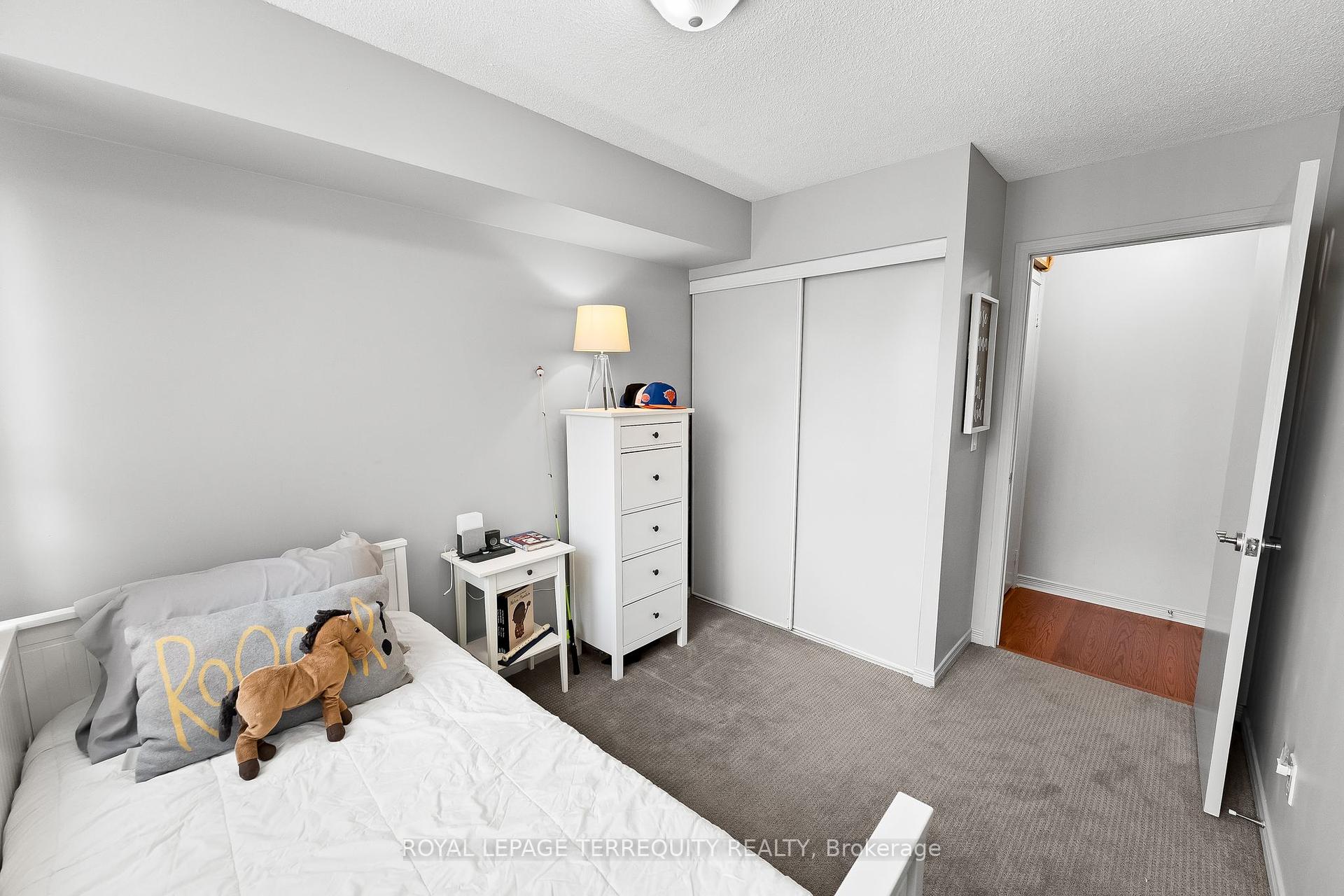 3 Bedrooms Condo at 3650 Kingston RD, Toronto For sale