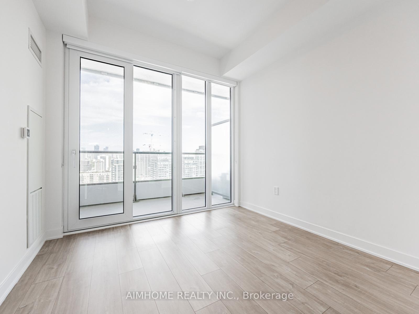 3 Bedrooms Condo at 70 Princess, Toronto For sale
