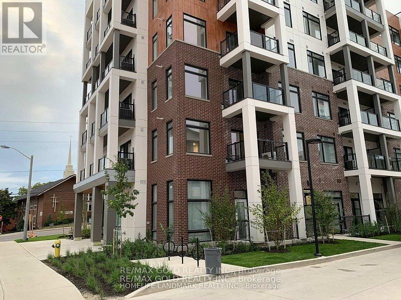 #102 - 160 Canon Jackson Drive, Toronto, ON M6M 0B6
