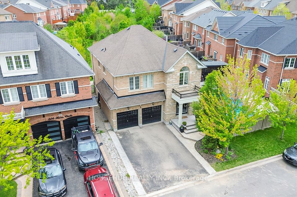 610 Nairn Circle