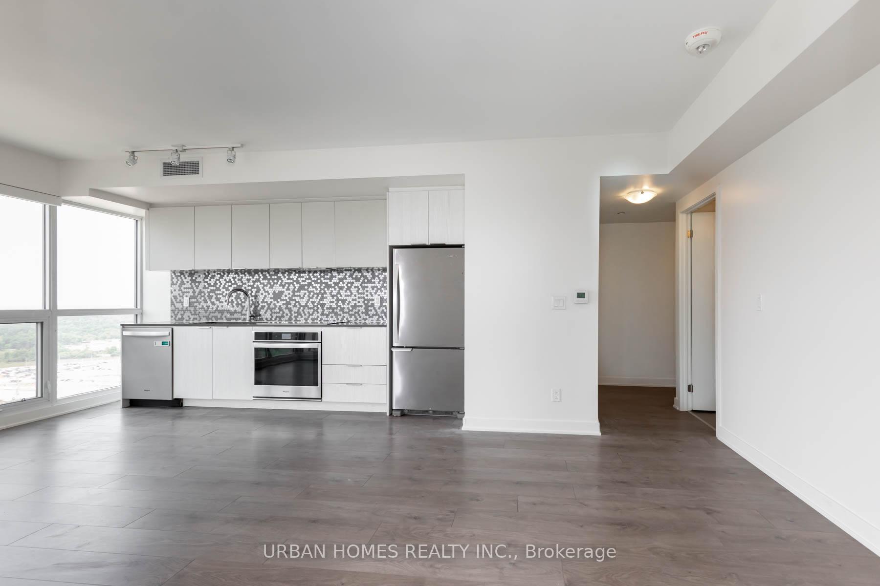 2 Bedrooms Condo at 2 Sonic, Toronto For sale