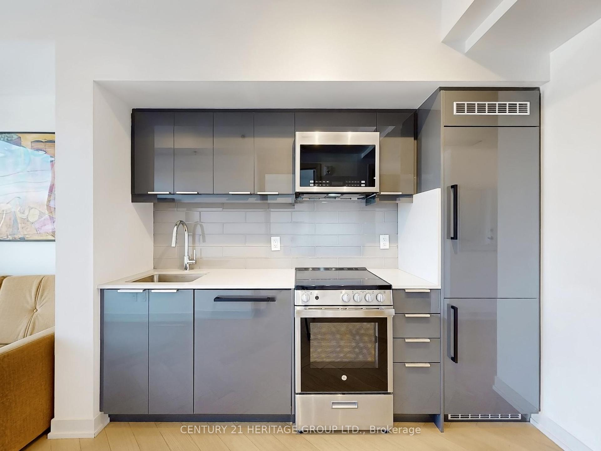 1 Bedroom Condo at 90 Glen Everest,  Toronto For sale