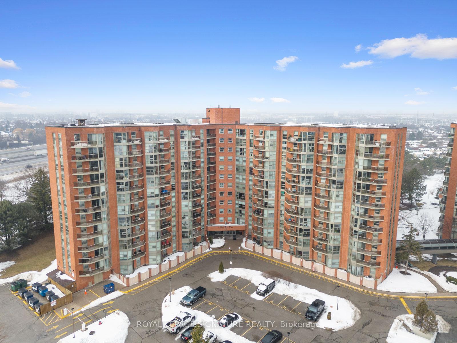 2 Bedrooms Condo at 20 Dean Park, Toronto For sale
