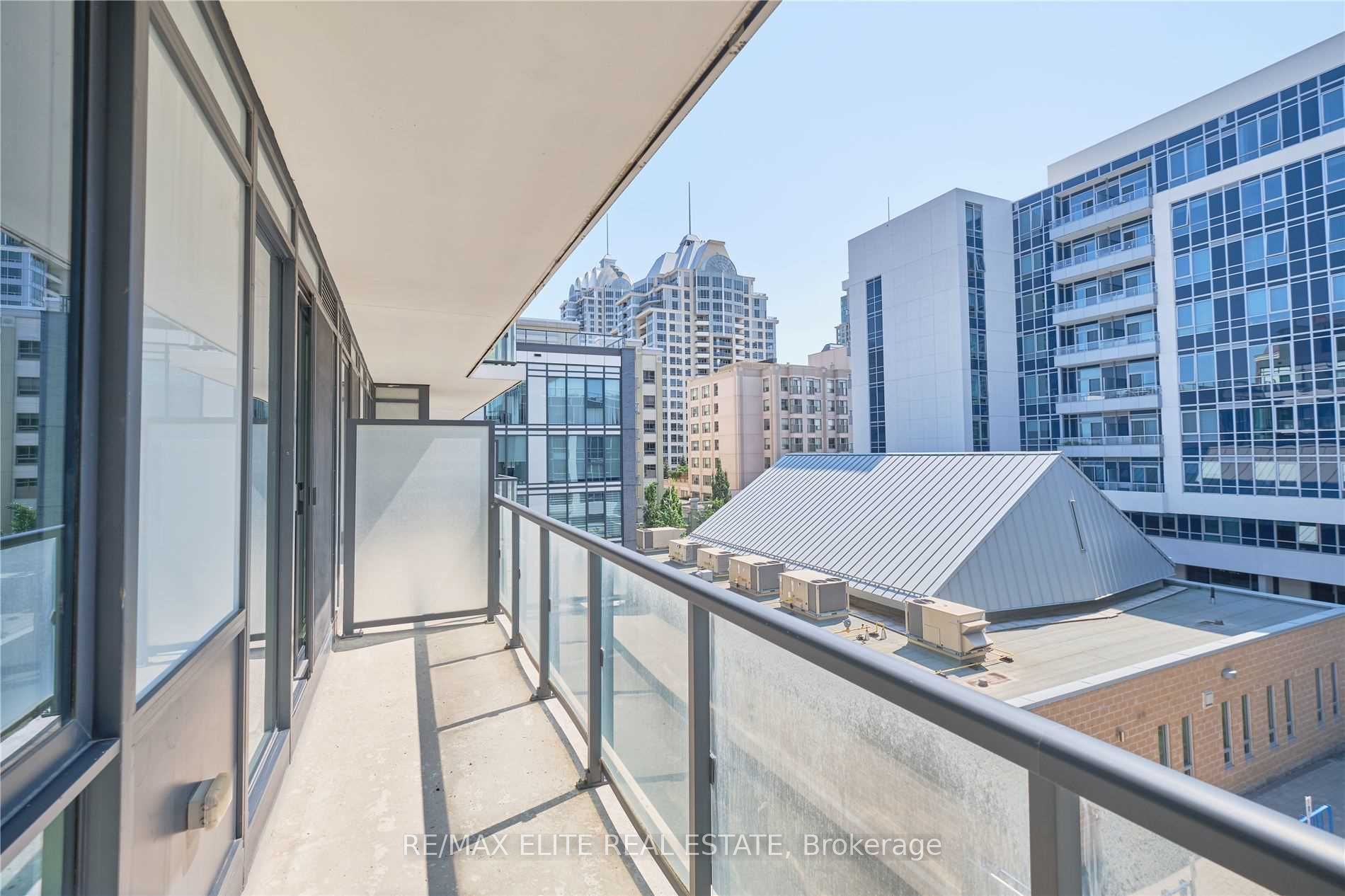18 Rean Drive, #503
