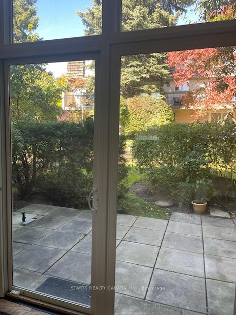 3 Bedrooms Condo at 91 Scenic Mill,  Toronto For sale