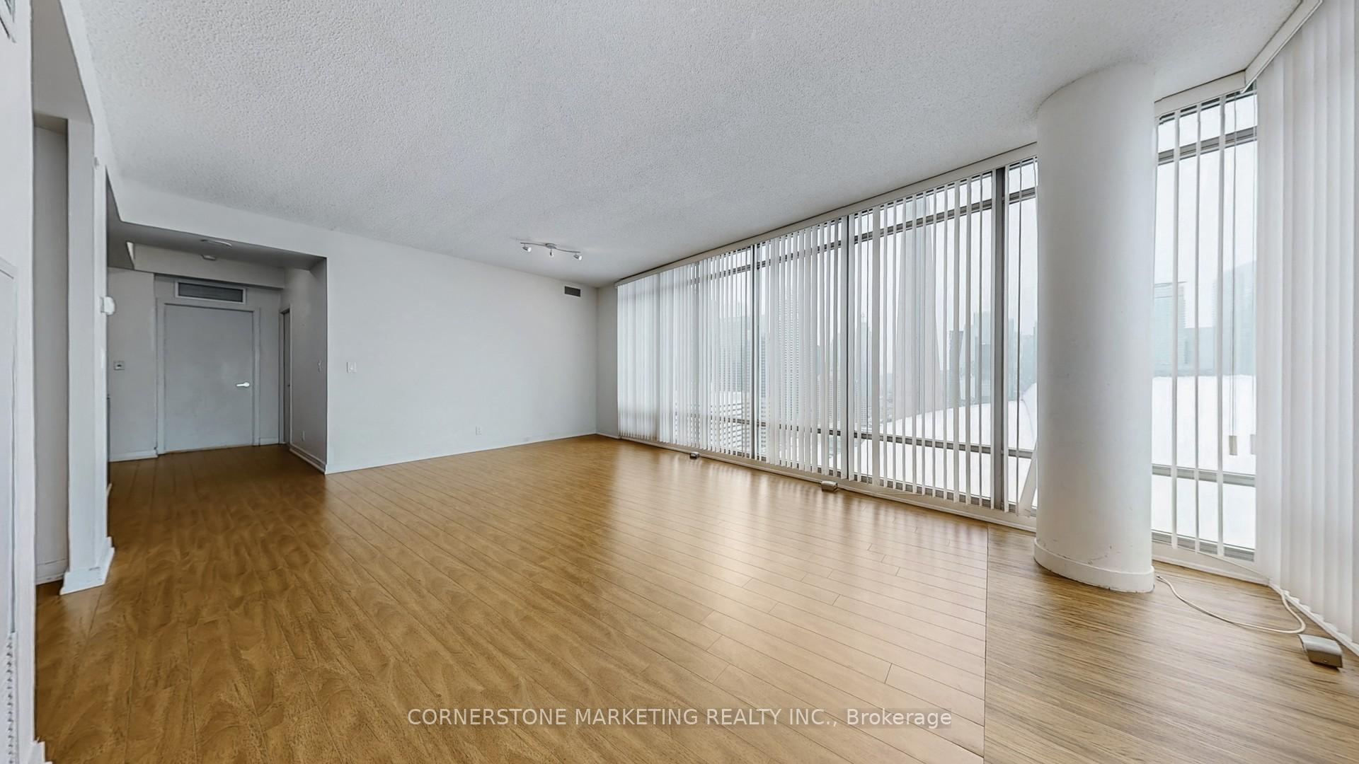 3 Bedrooms Condo at 81 Navy Wharf, Toronto For sale