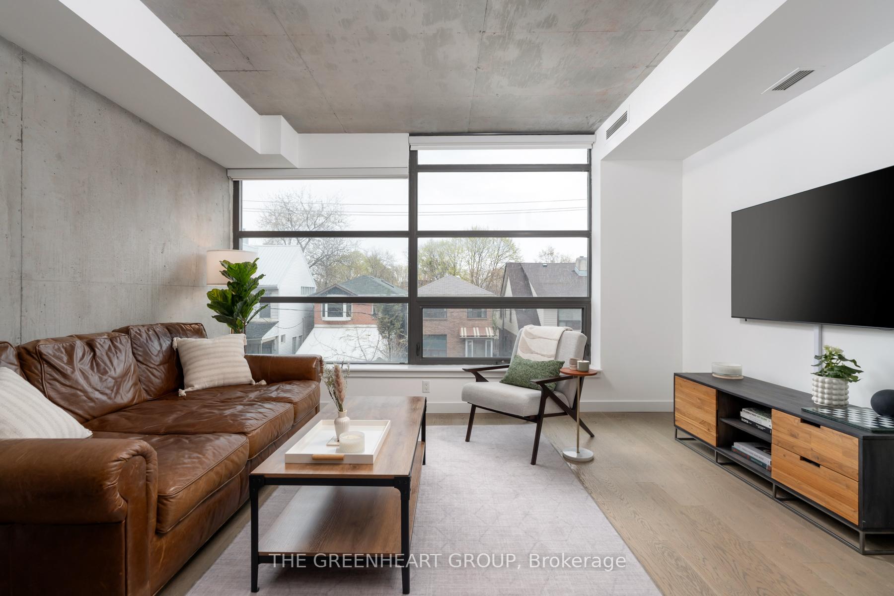 2 Bedrooms Condo at 90 Broadview,  Toronto For sale