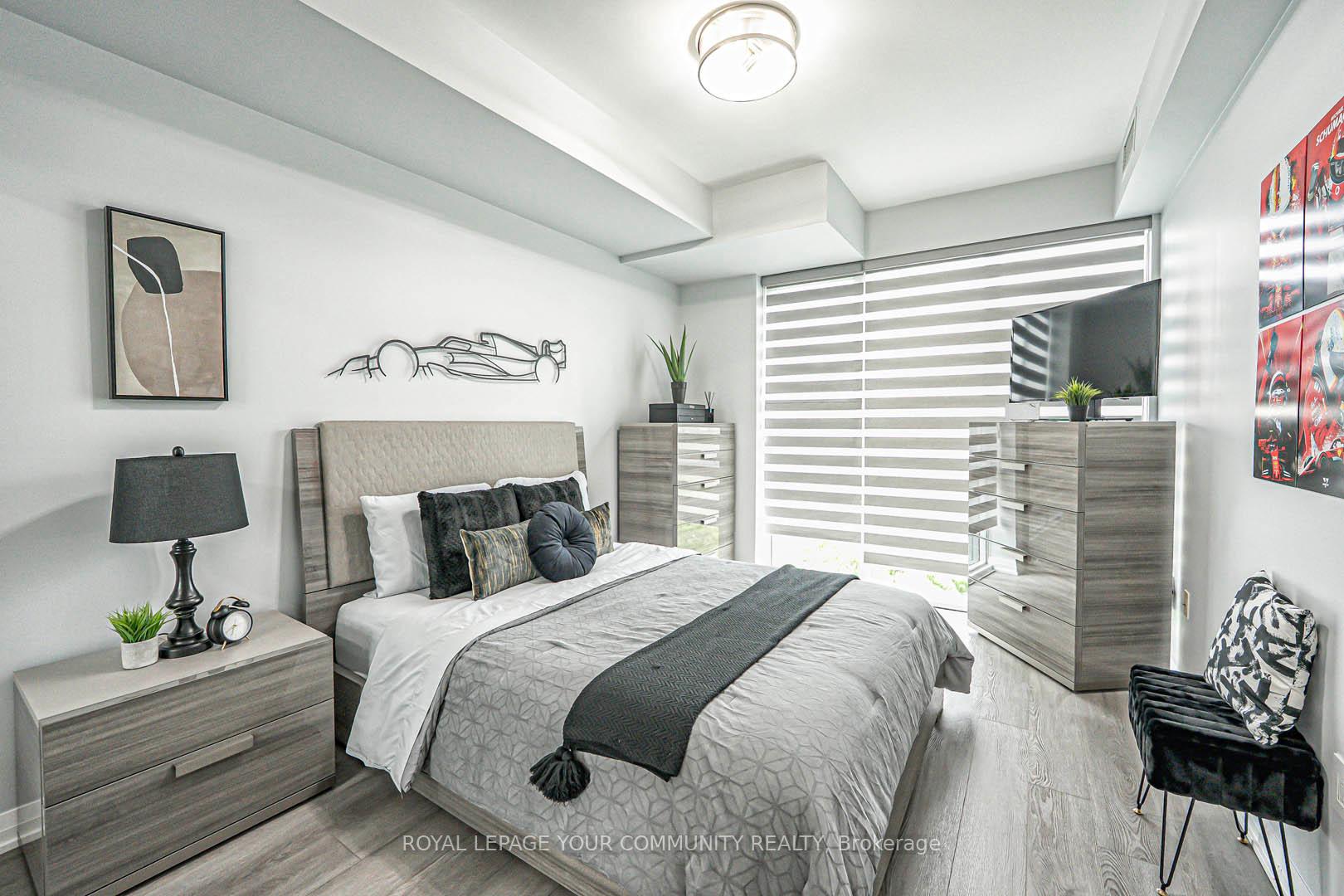 3 Bedrooms Condo at 99 EAGLE ROCK, Vaughan For sale