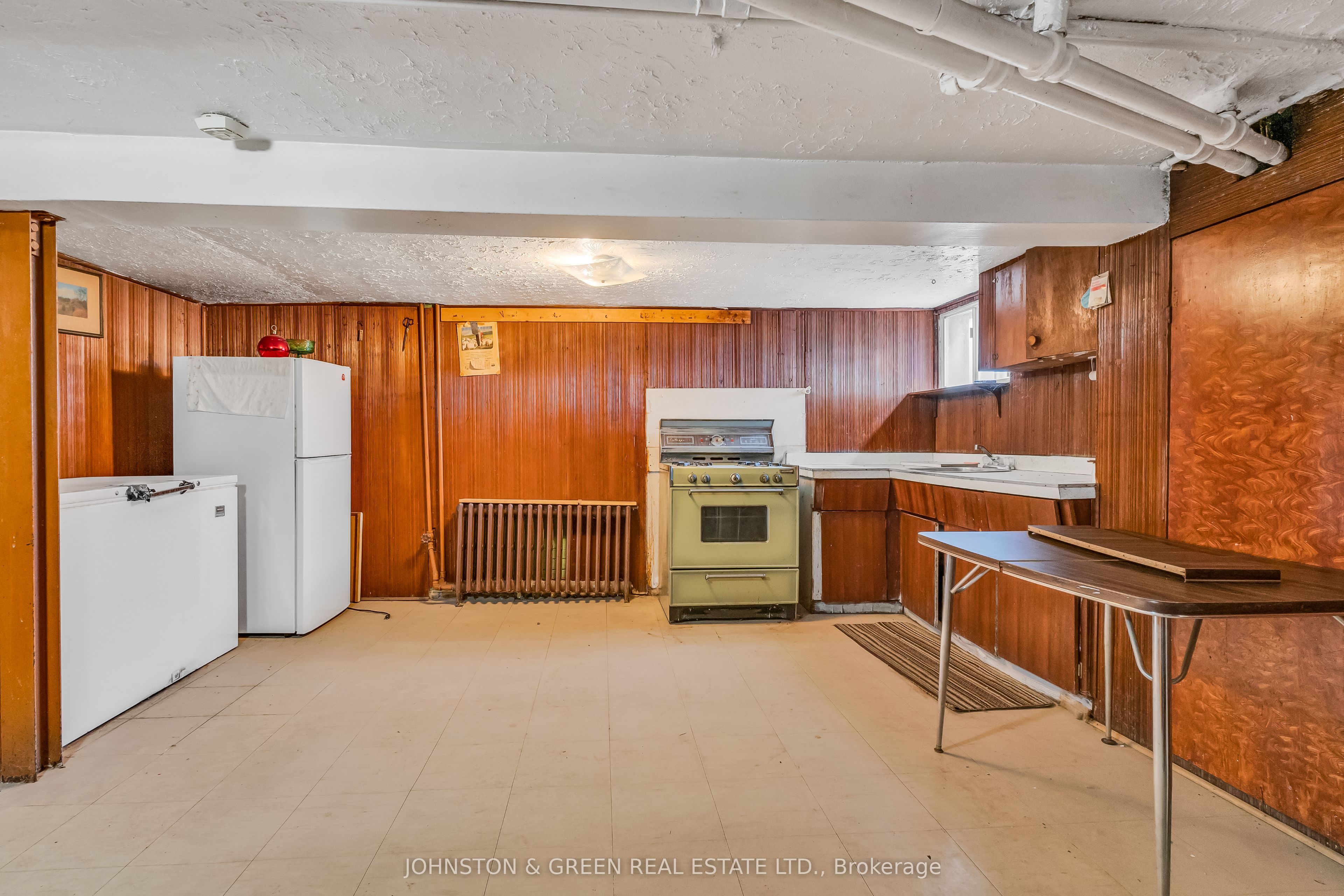 416 Mortimer Avenue