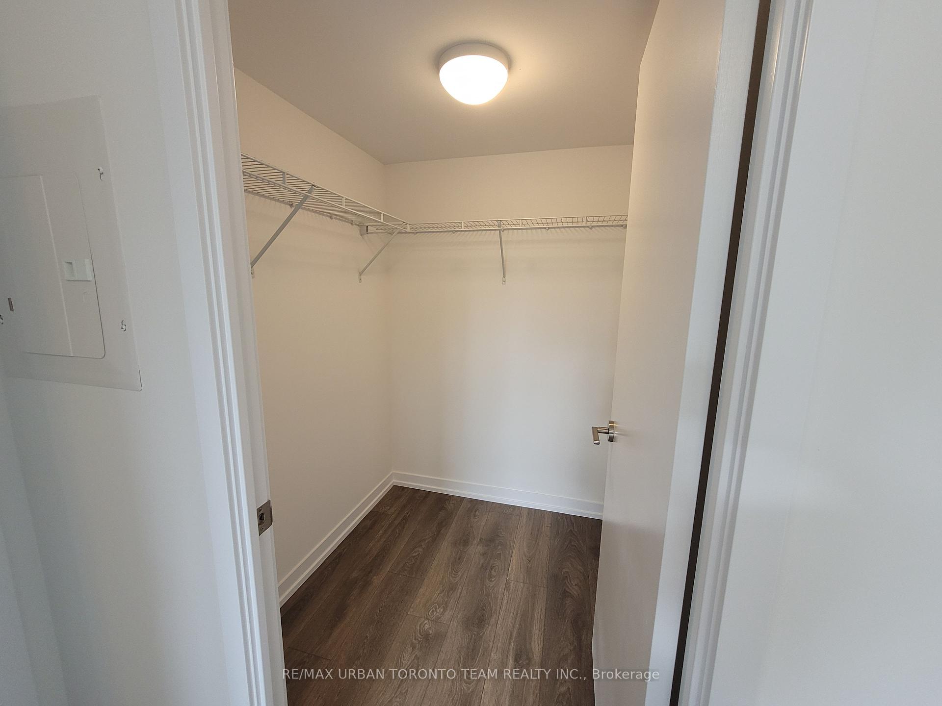 1 Bedroom Condo at 219 Dundas, Toronto For sale