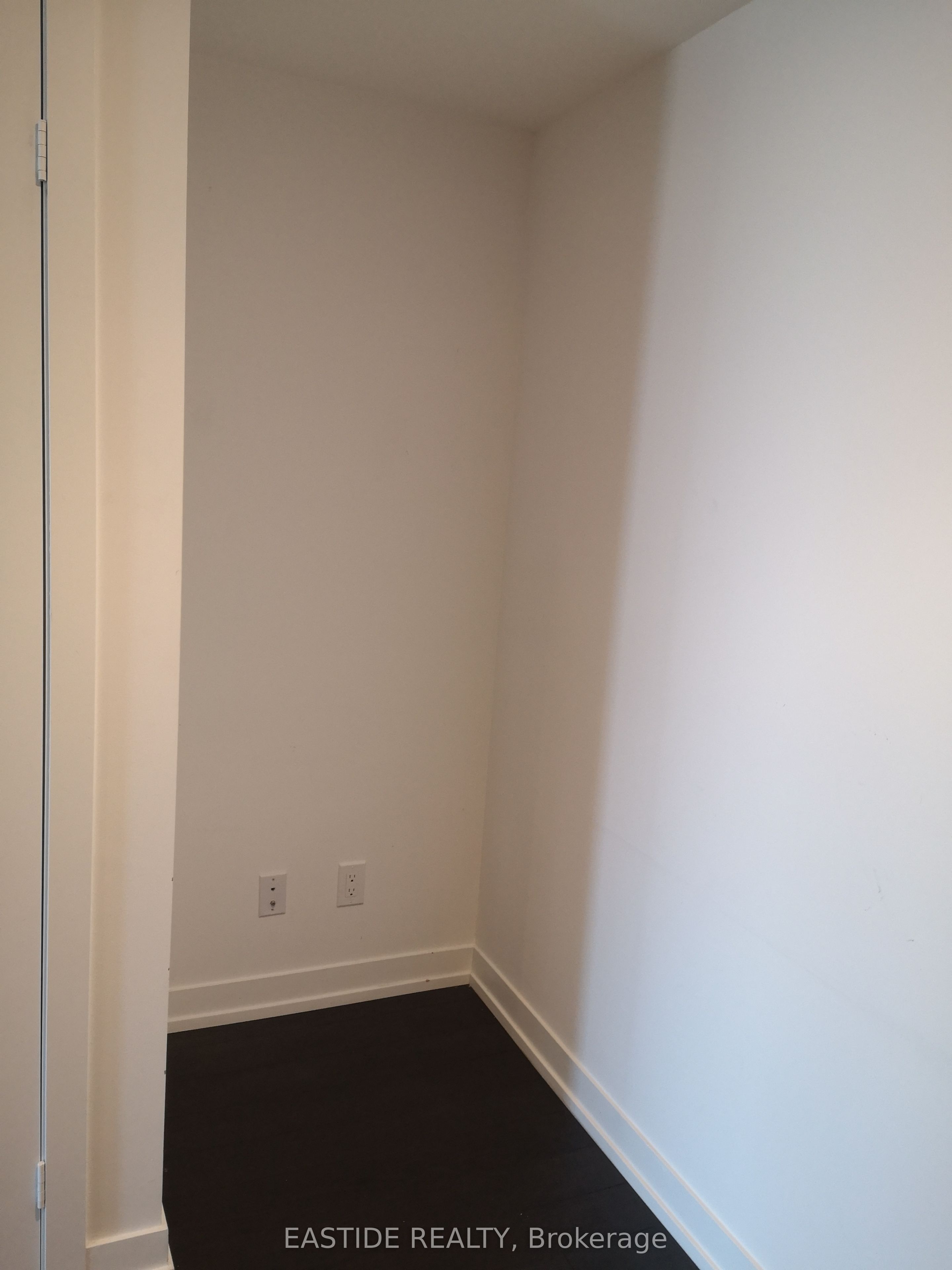 85 Wood Street, #Ph15