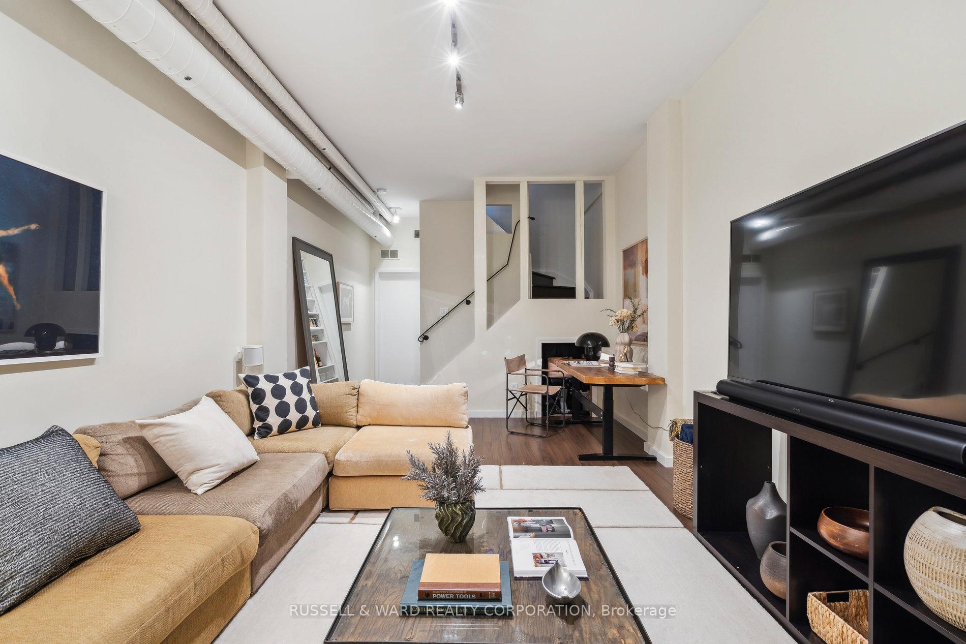 2 Bedrooms Condo at 394 Euclid,  Toronto For sale