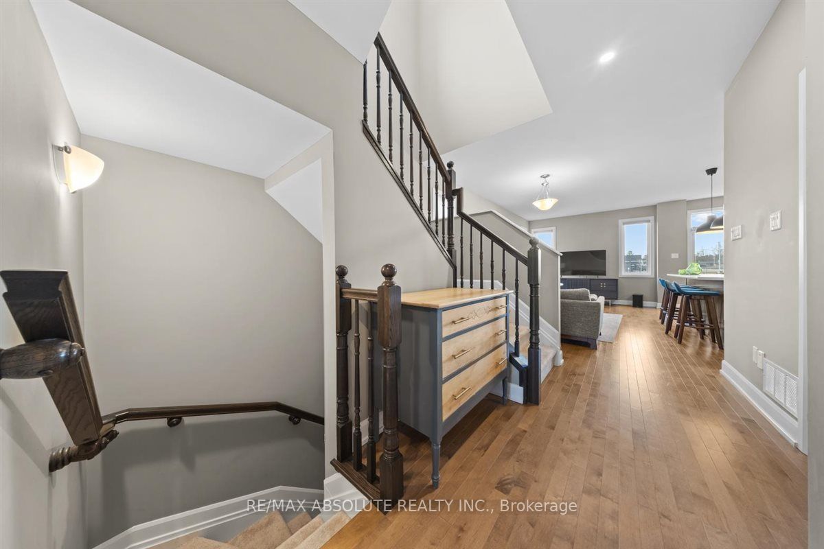 169 Bandelier Way