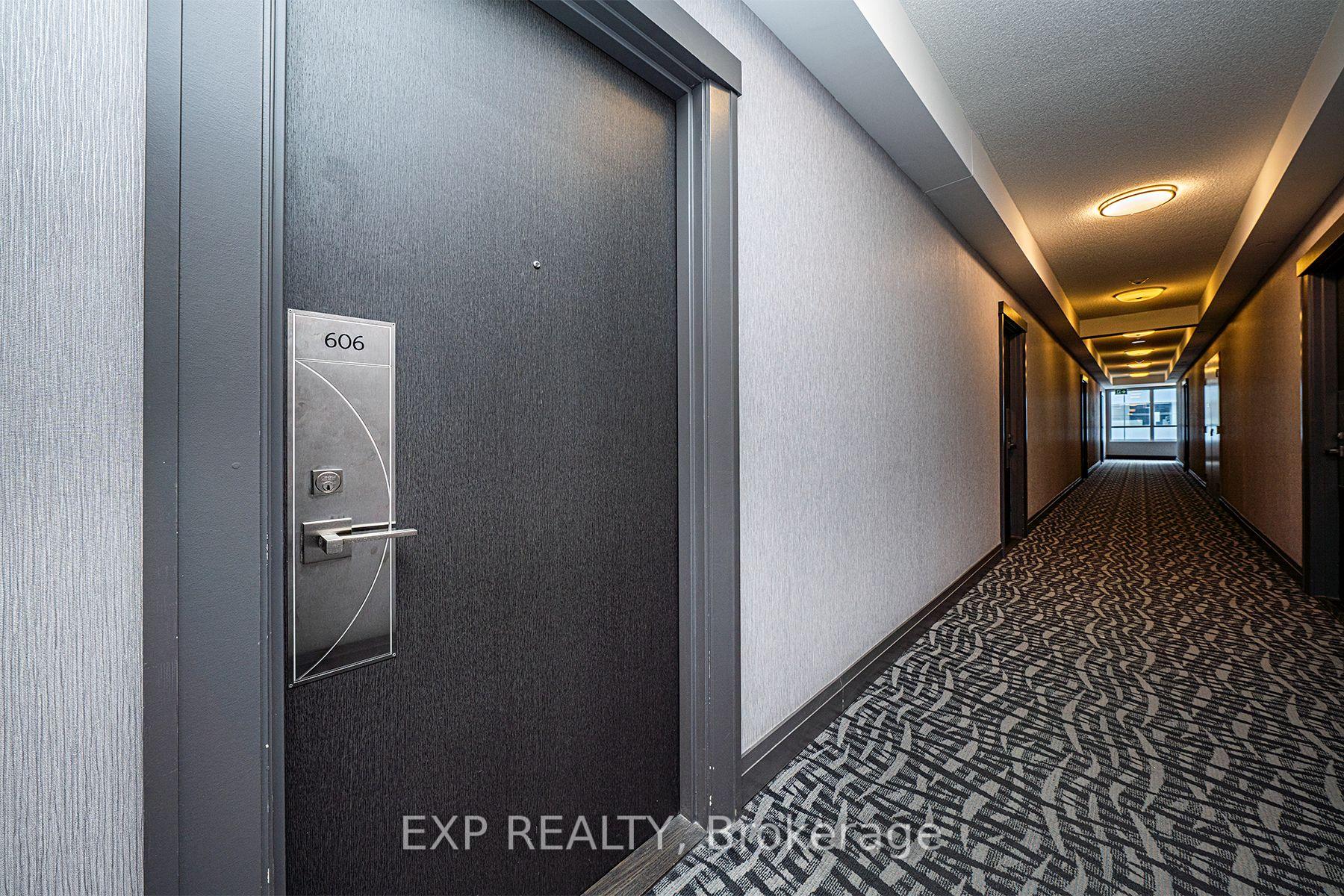2 Bedrooms Condo at 3600 Highway 7, Vaughan For sale