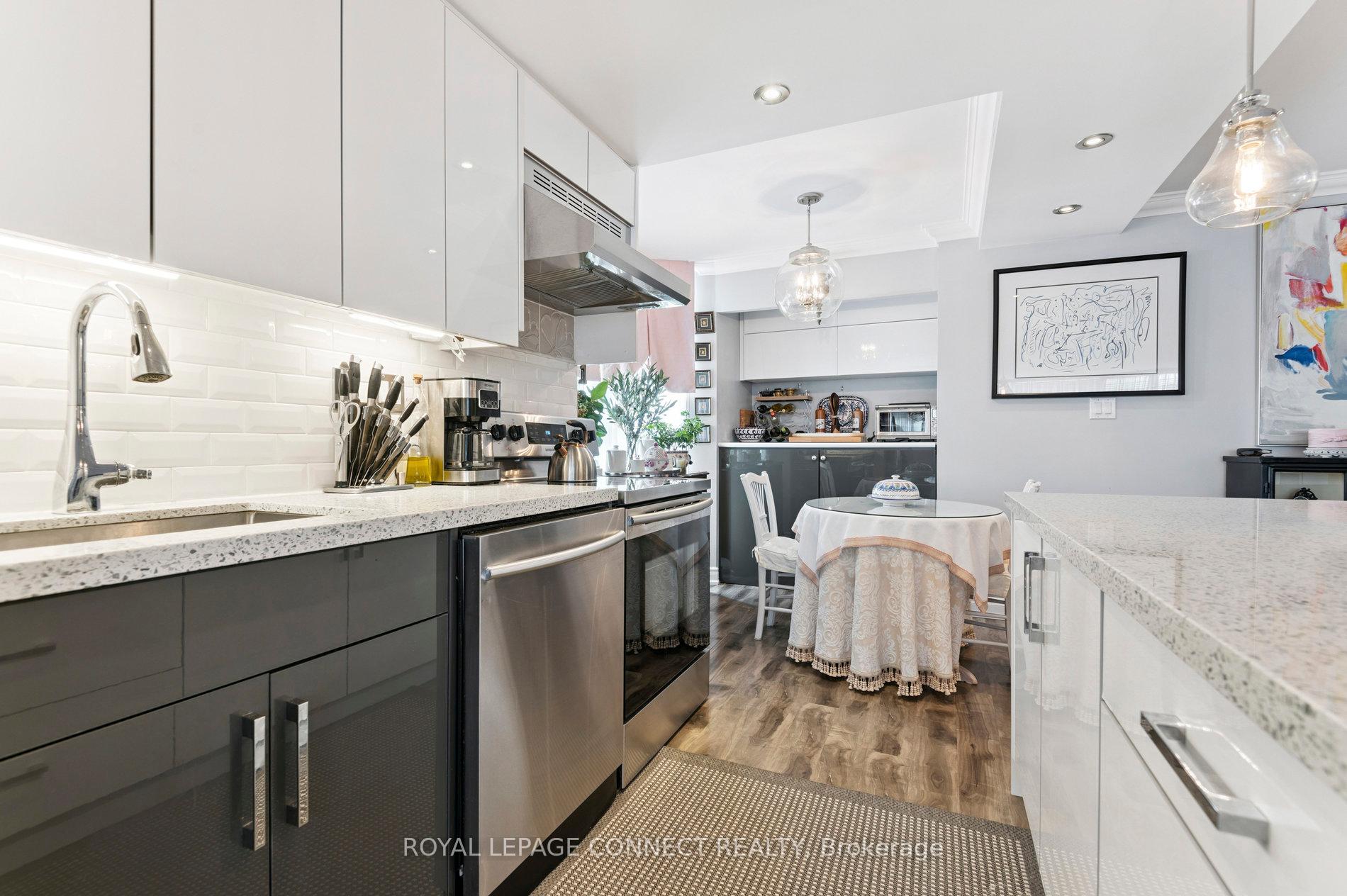 3 Bedrooms Condo at 80 Antibes, Toronto For sale