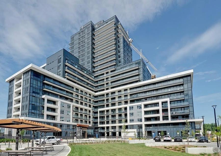 2 Bedrooms Condo at 3220 William Coltson, Oakville For sale