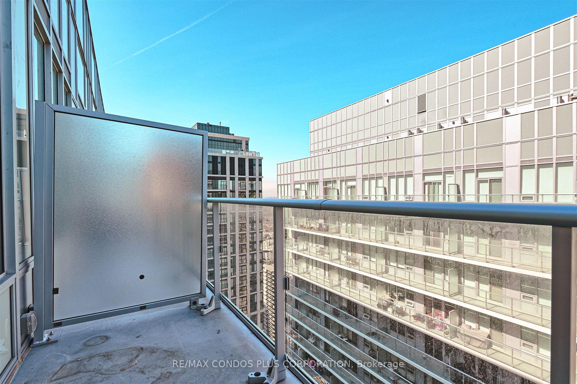 2 Bedrooms Condo at 195 Redpath, Toronto For sale