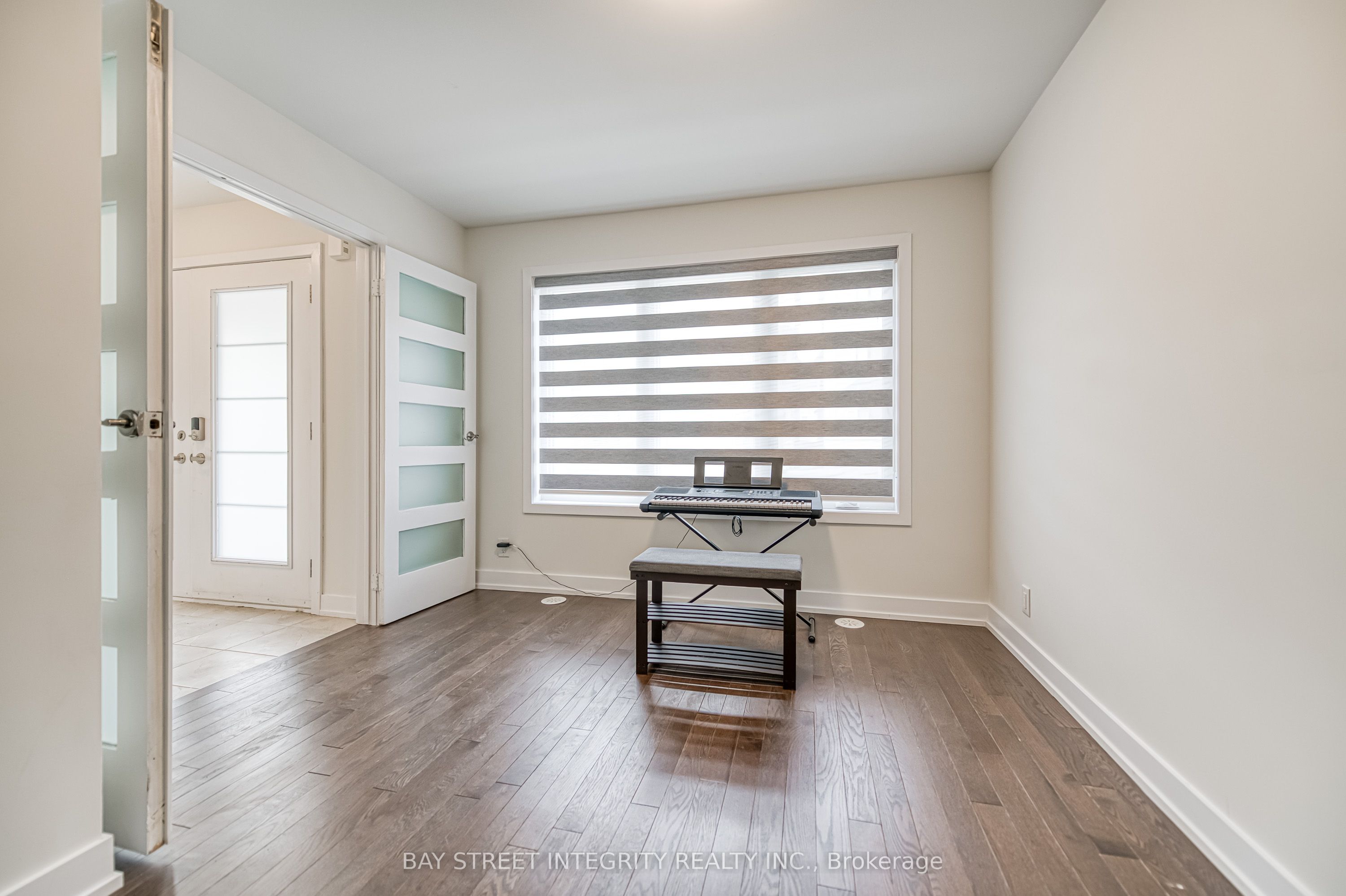 94 Guardhouse Crescent