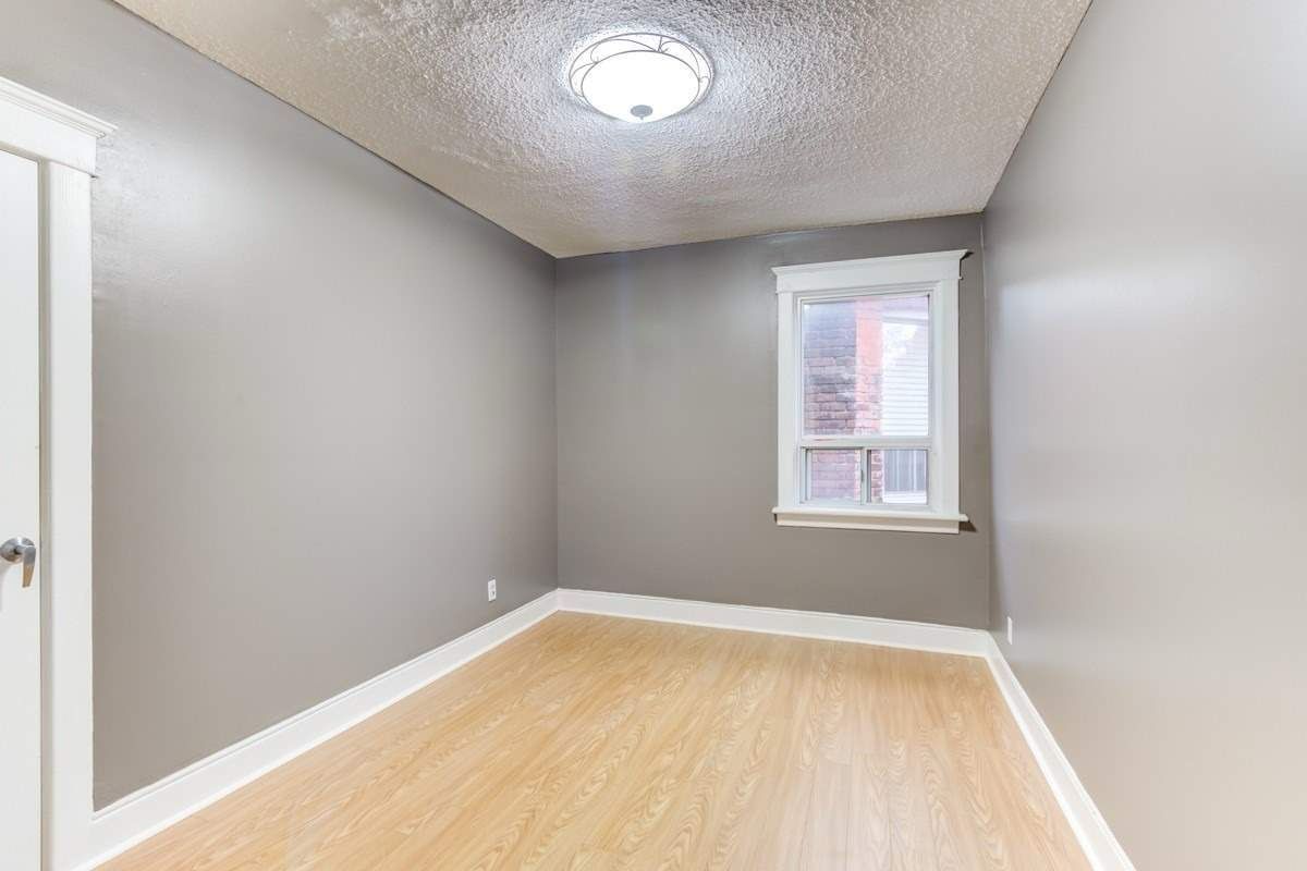 1215 Bathurst Street 2