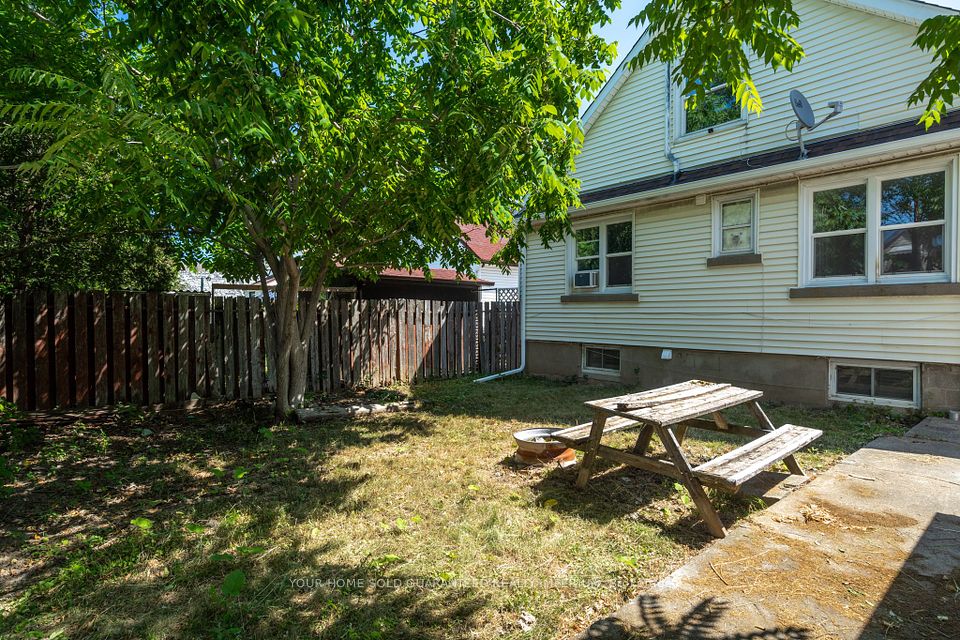 #2 - 23 Augusta Avenue, St. Catharines, ON L2M 5R3