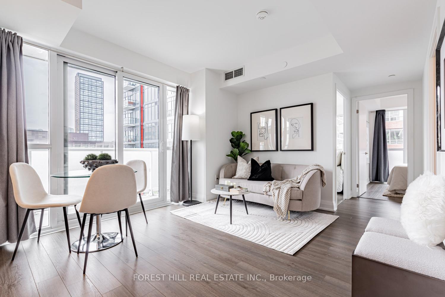 2 Bedrooms Condo at 77 Mutual, Toronto For sale
